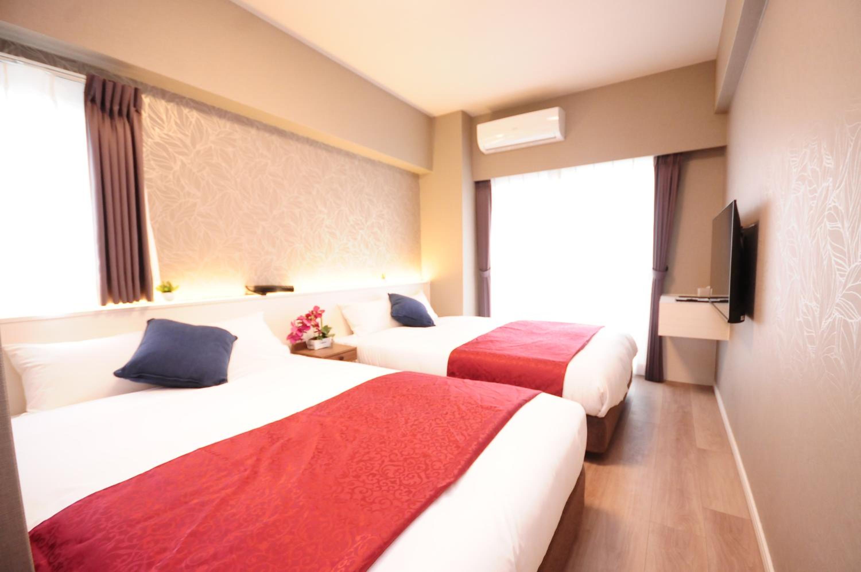 Twin Room - Photo 1