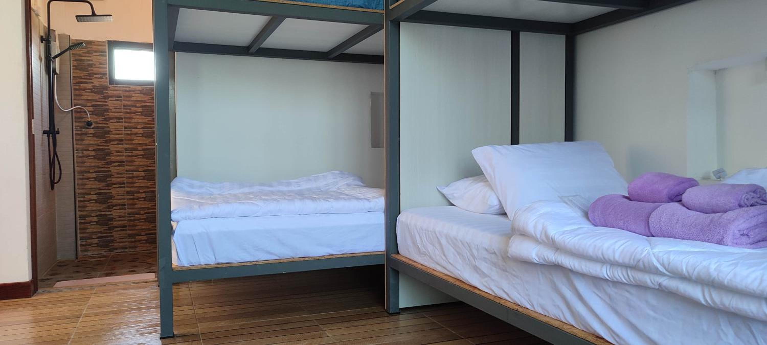 Standard Twin Room with Mountain View photo 3