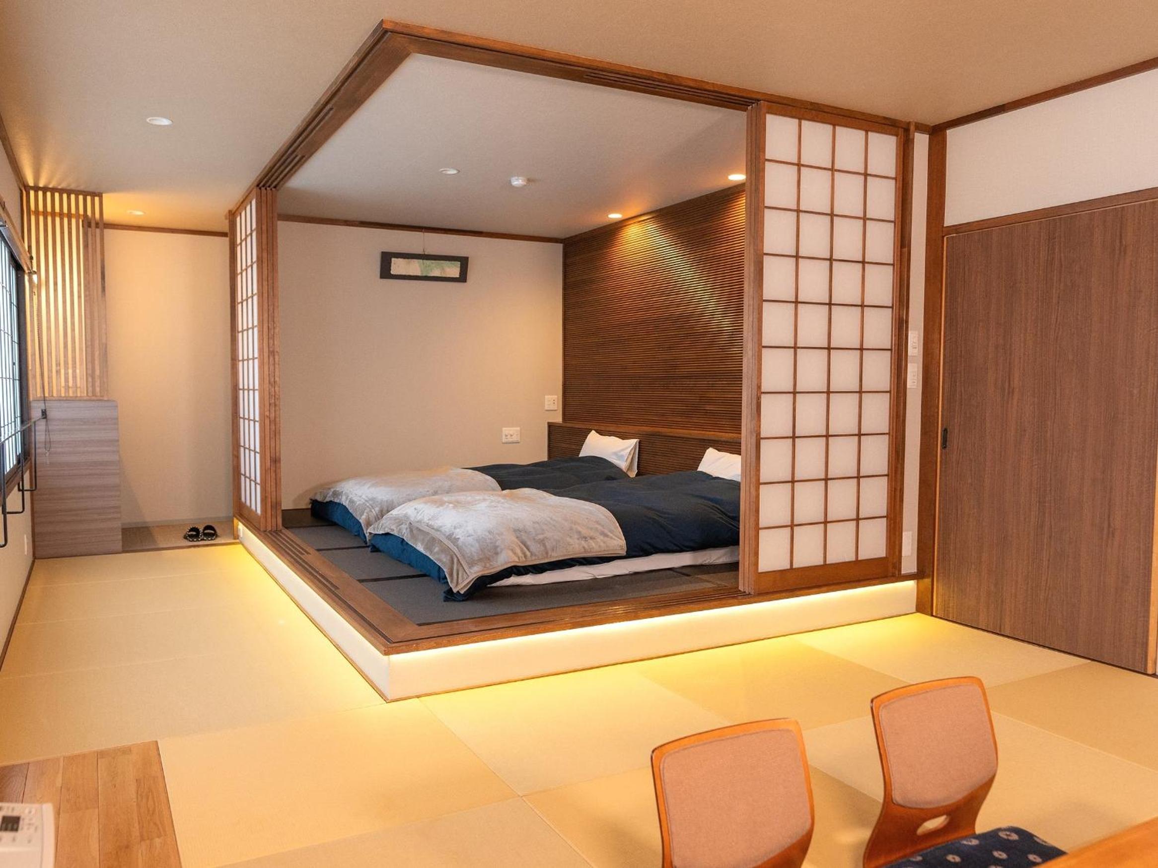 Deluxe Family Suite