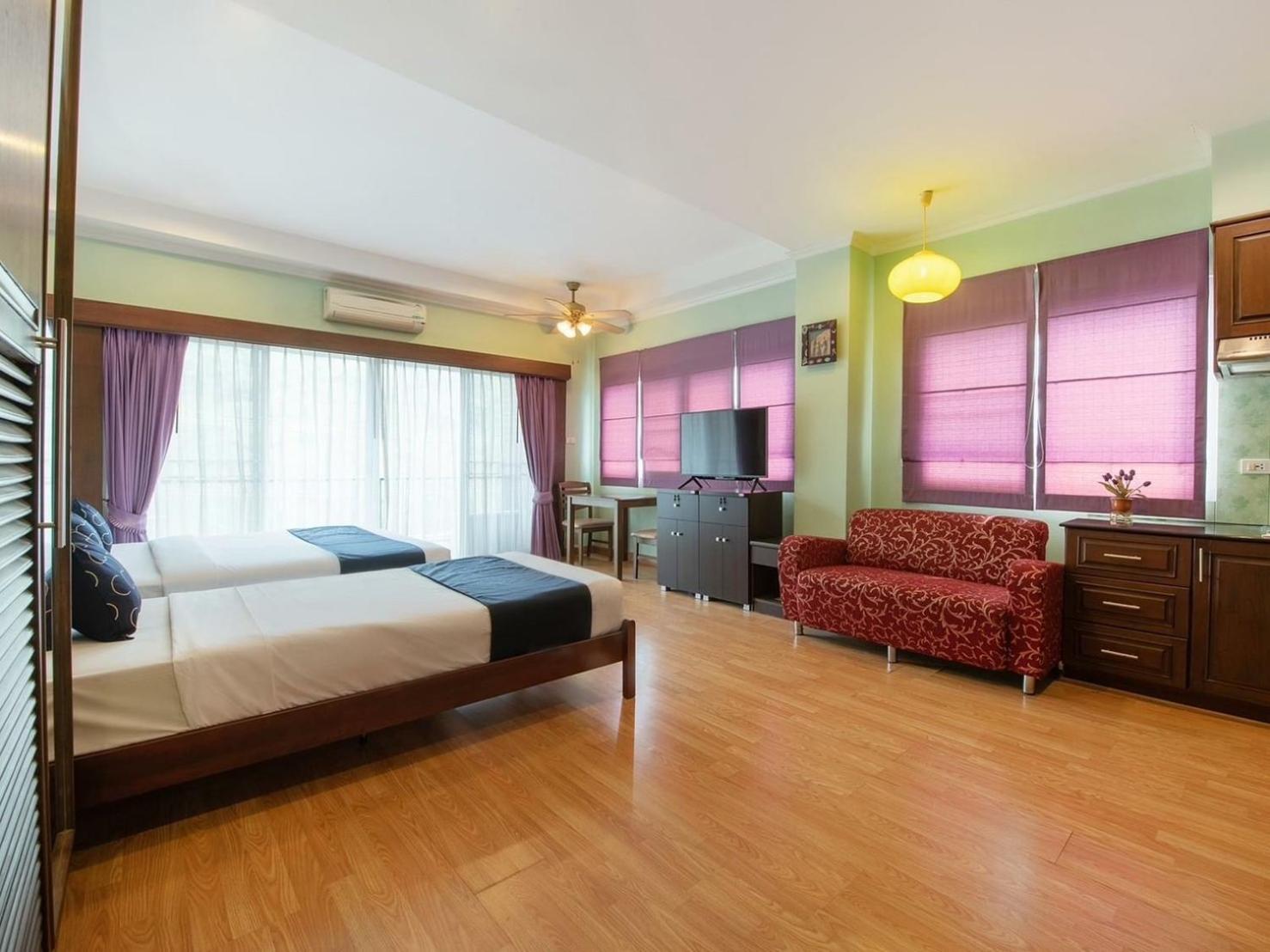 Superior Suite - Photo 5