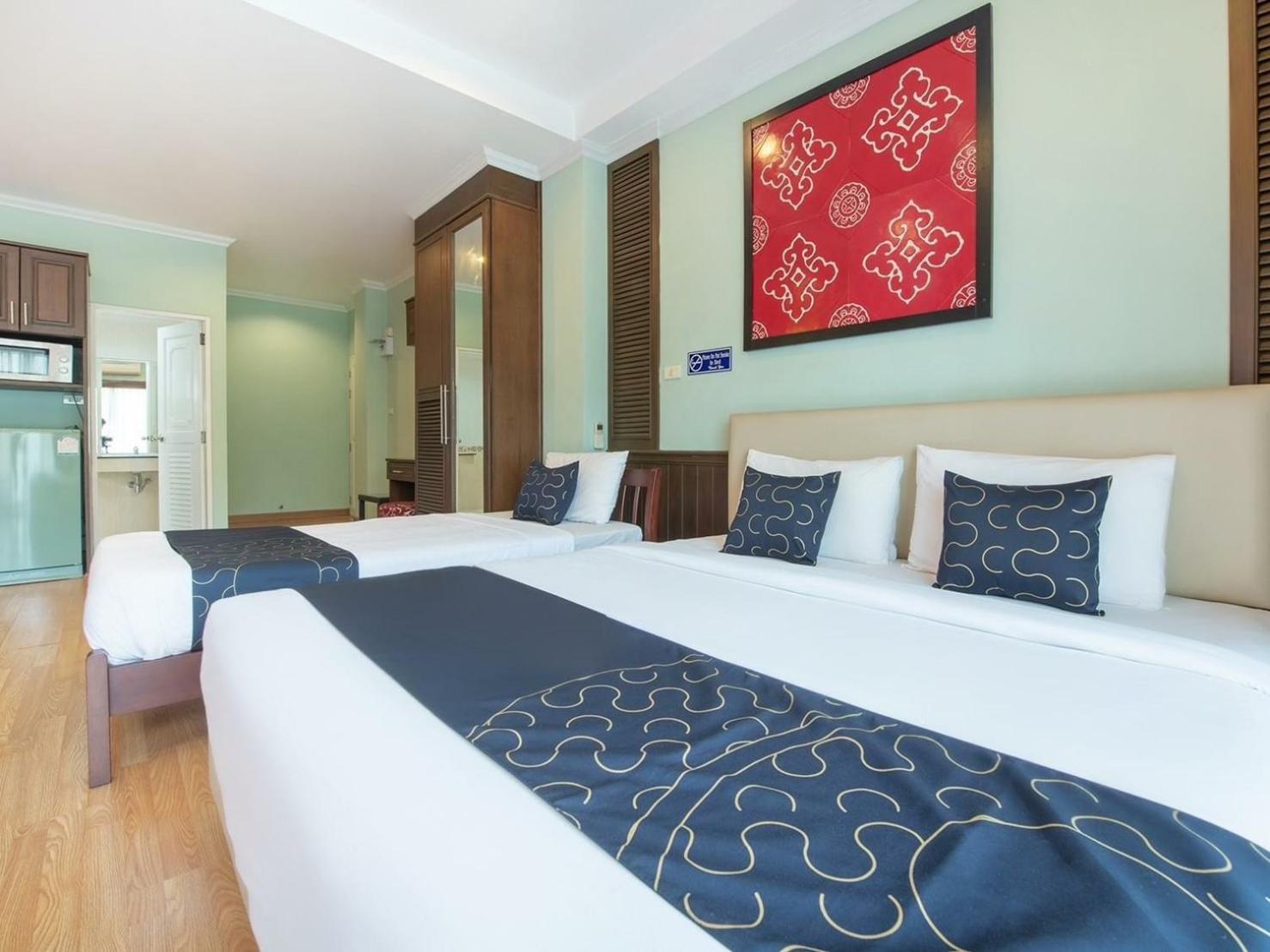 Superior Suite - Photo 6