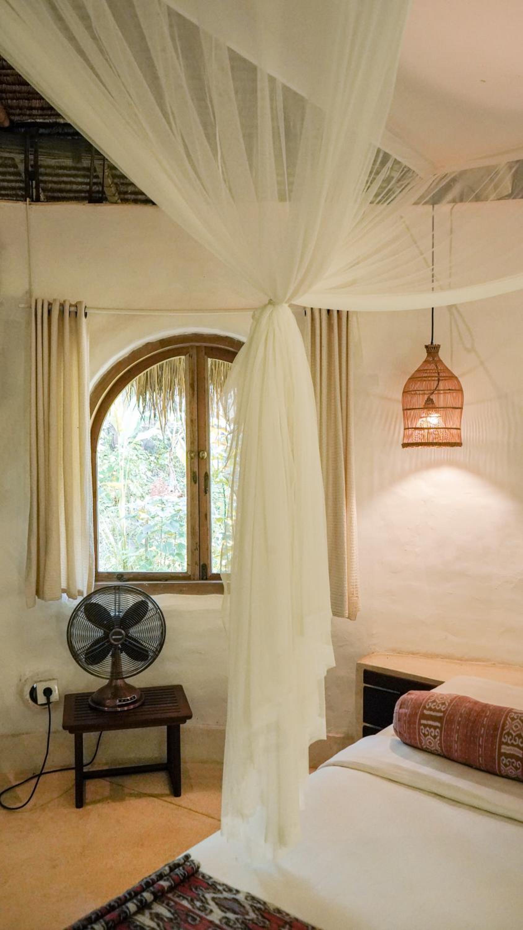 Family Room - Photo 11