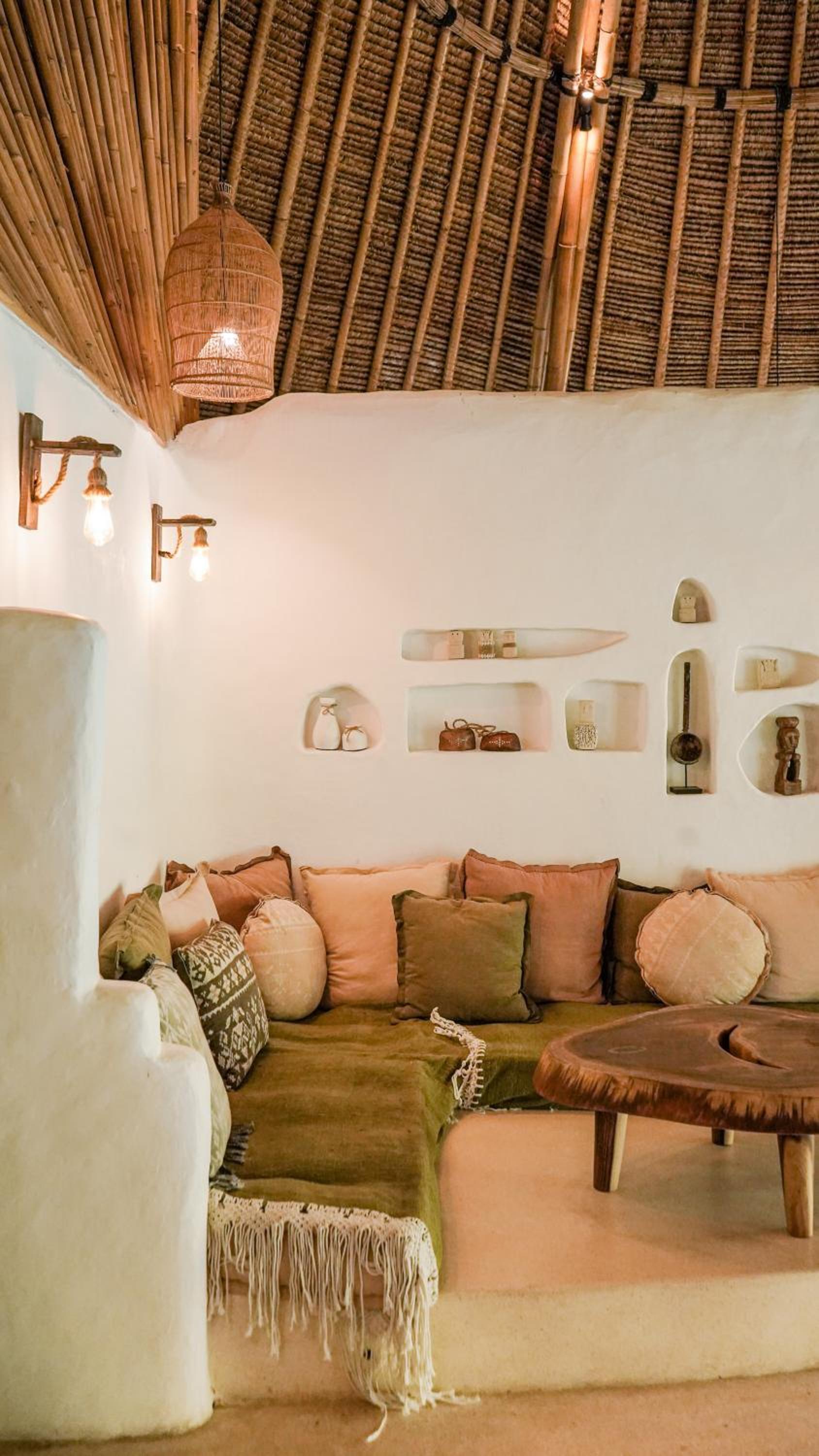 Family Room - Photo 4