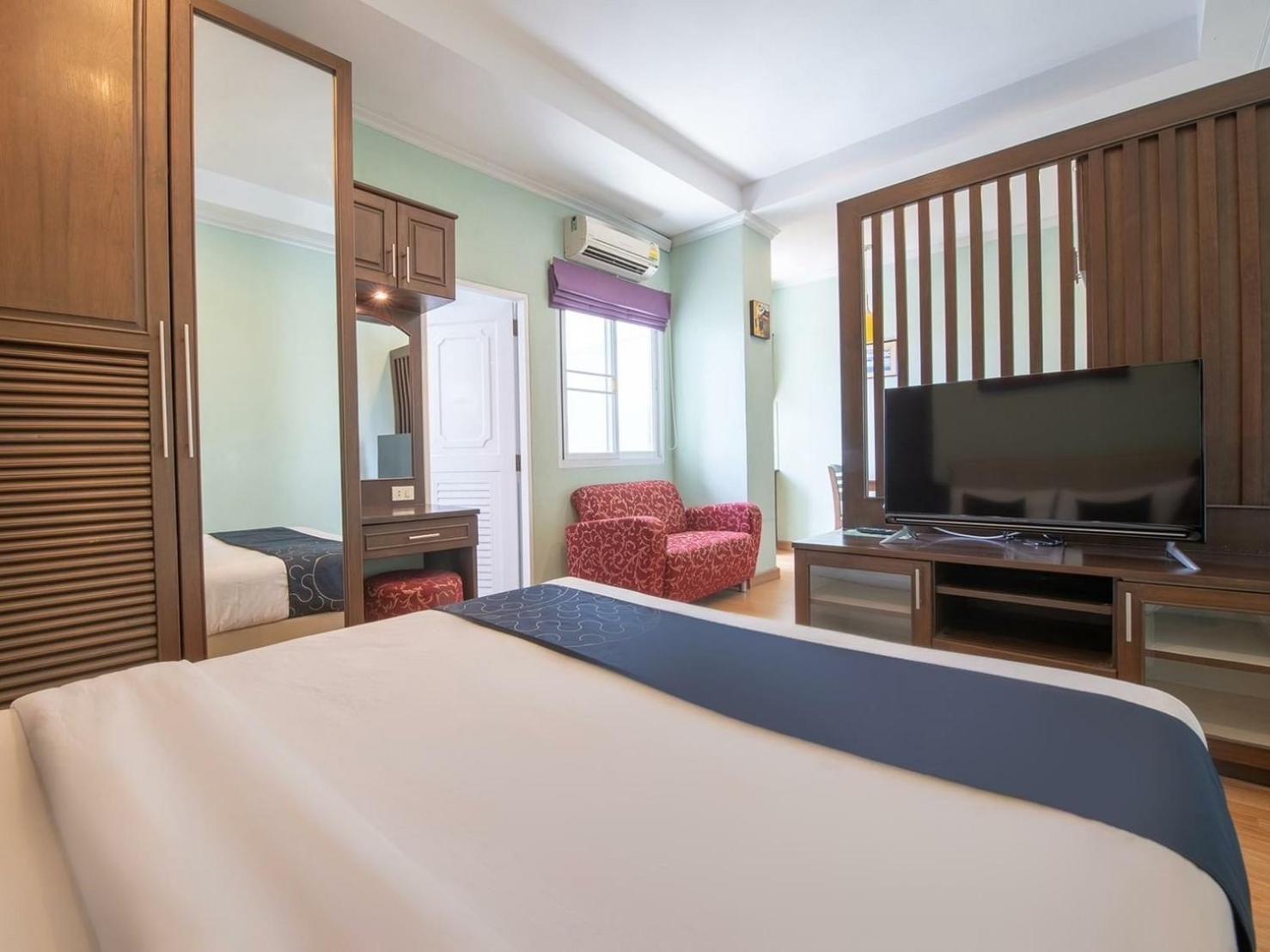 Double Room with Sea View - Photo 3