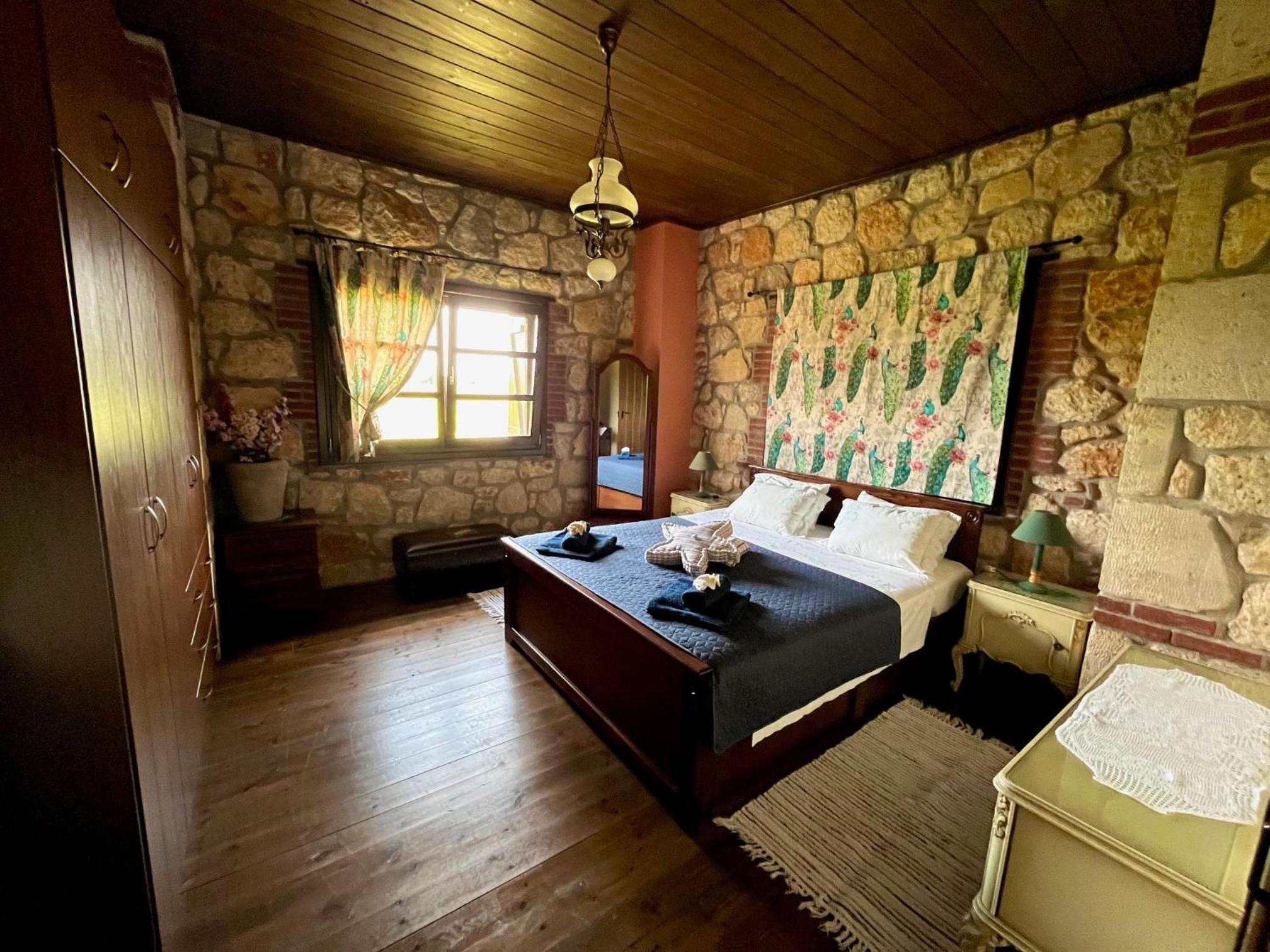 Three-Bedroom Villa photo 1