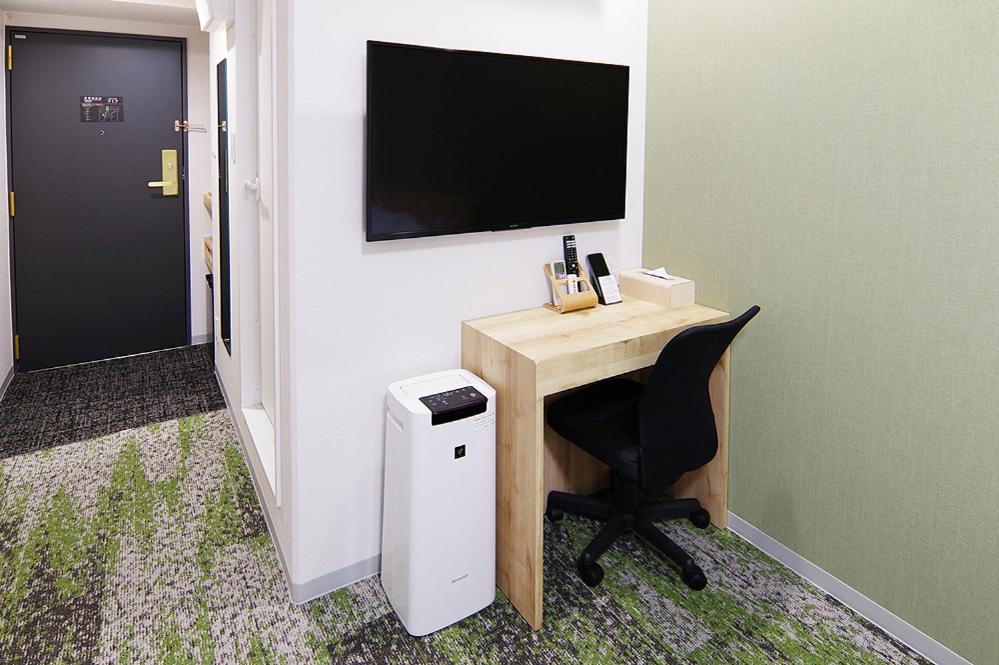 Double Room - Non-Smoking  photo 3