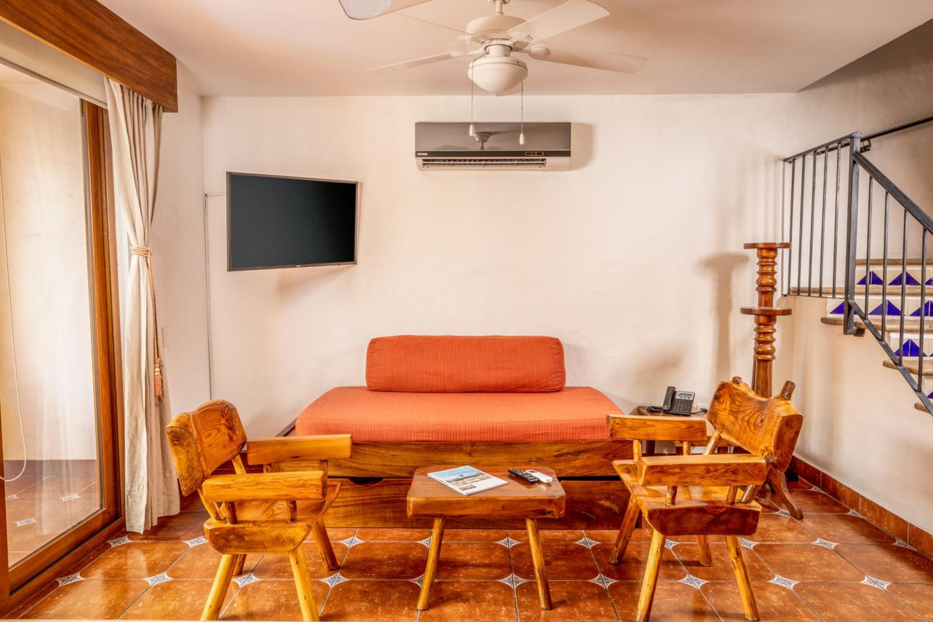 Suite with Terrace photo 2
