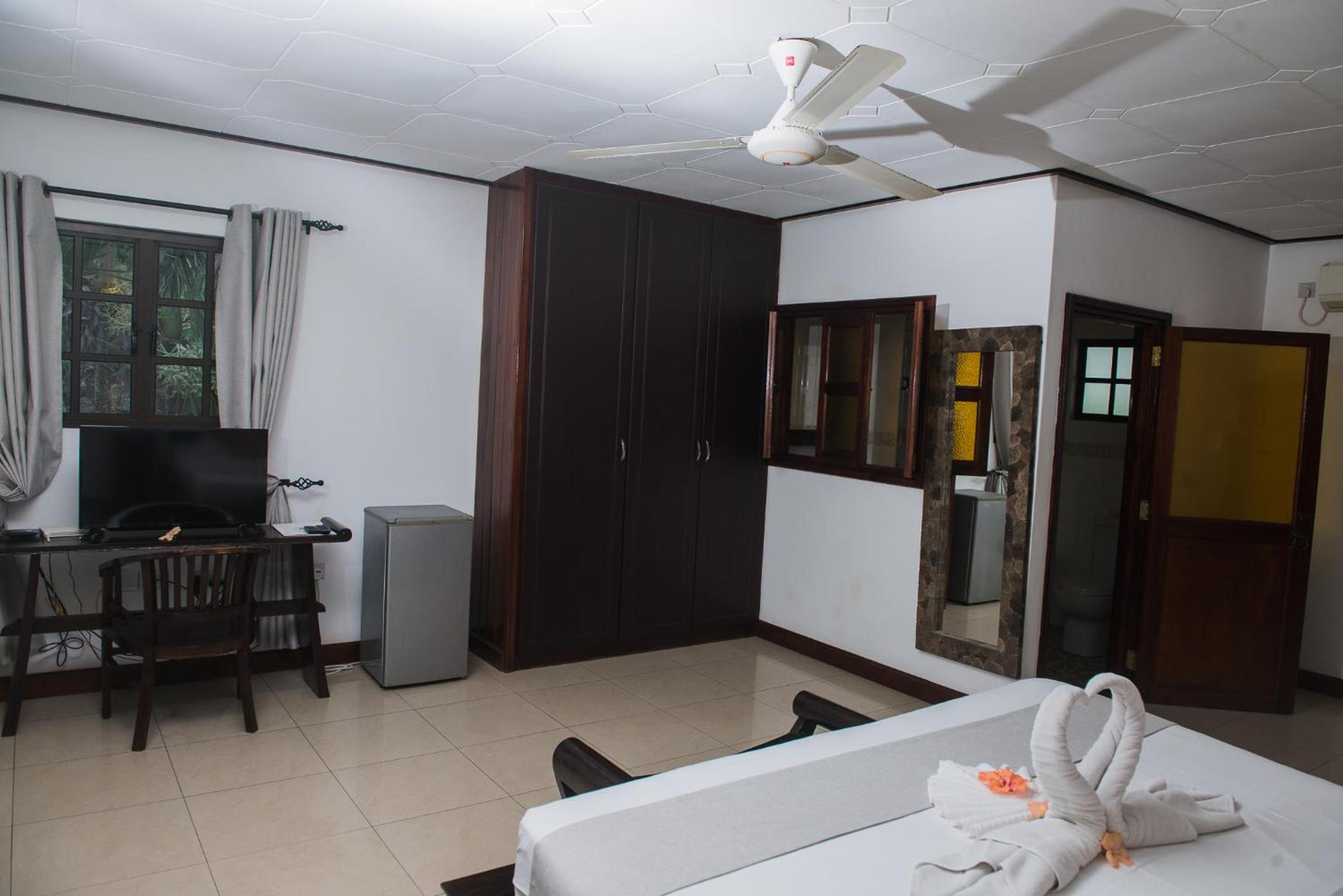 Standard Double Room - Photo 2