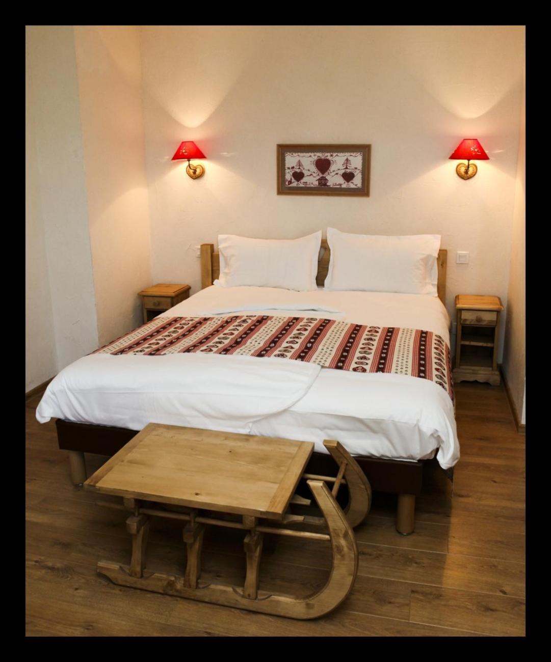 Standard Double Room - Photo 4