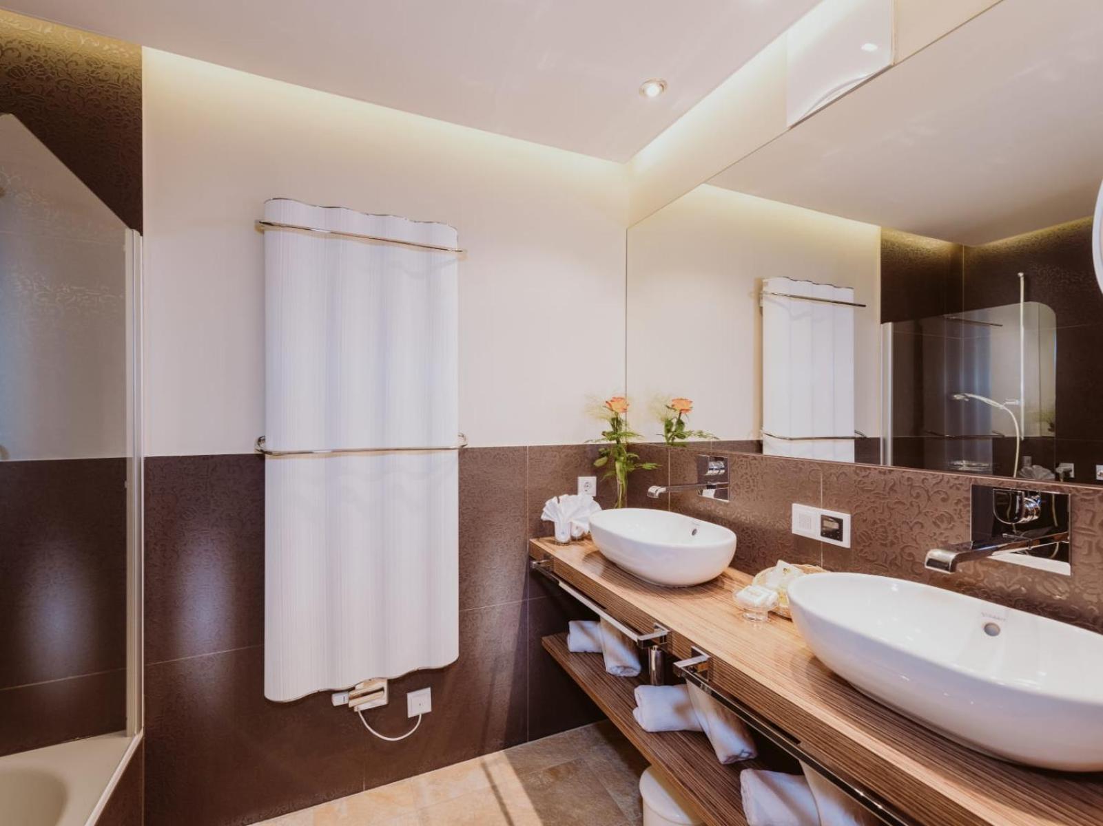 Family Suite Deluxe - Photo 4