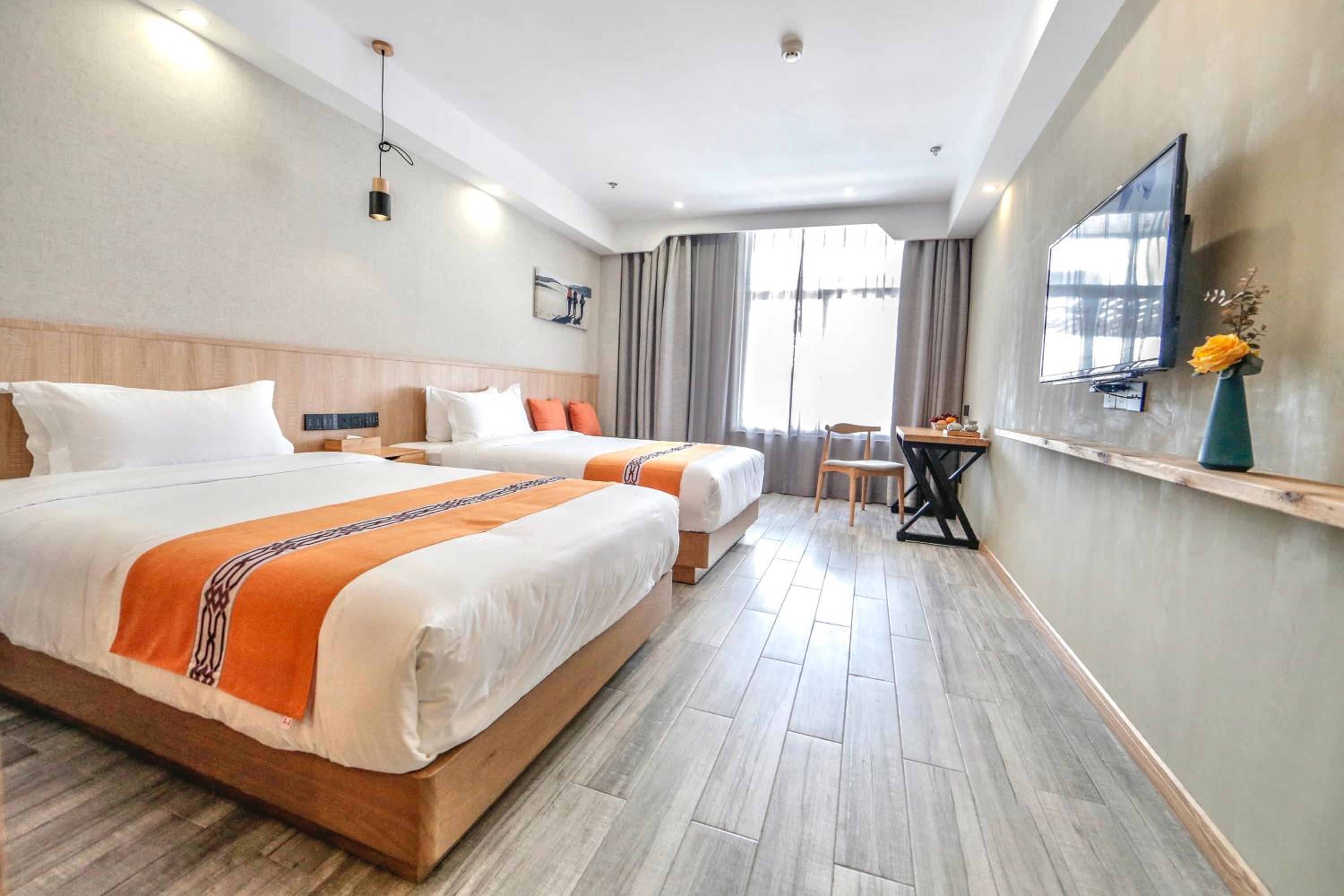 Comfort Twin Room