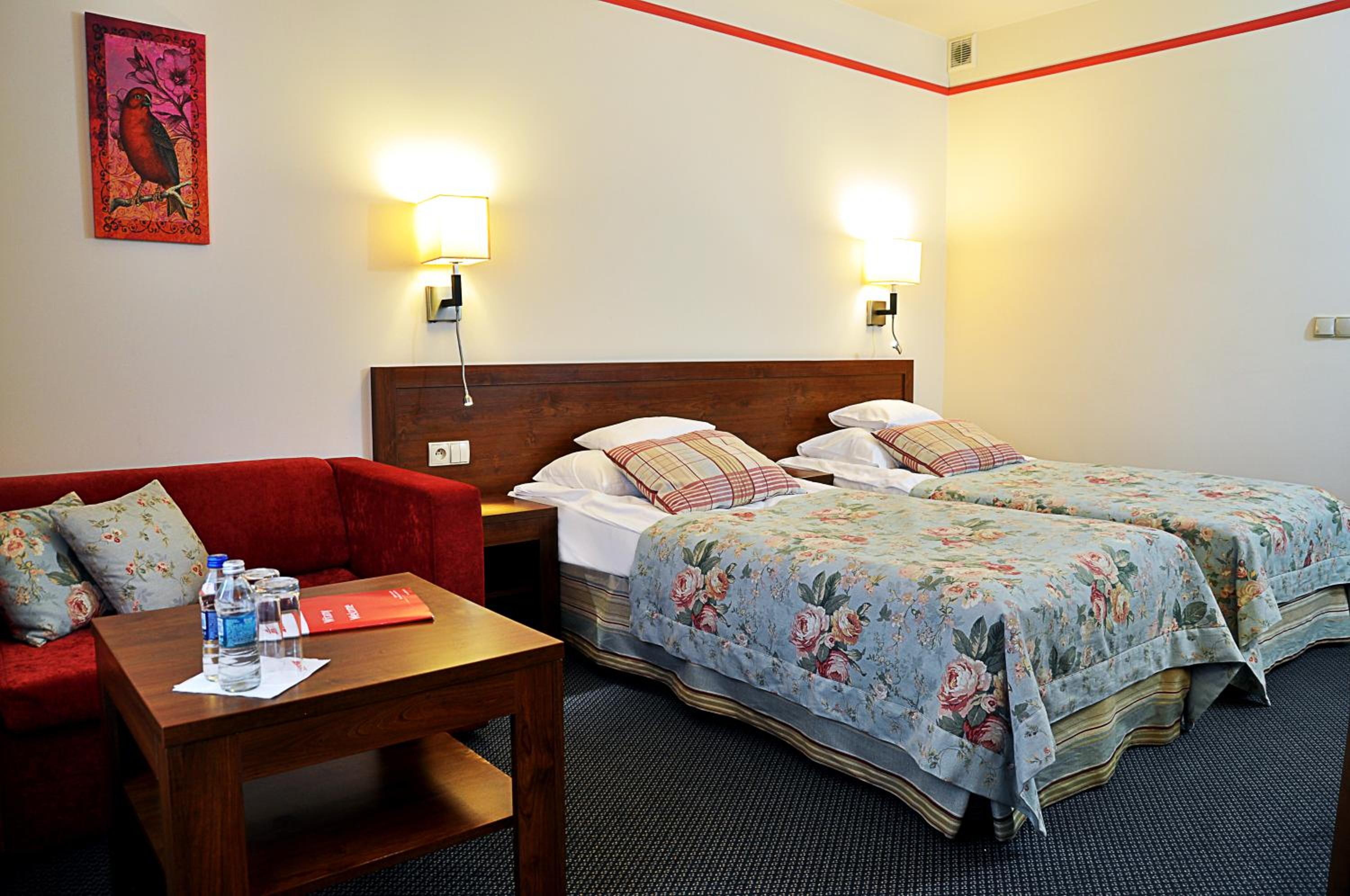 Twin Room - Photo 5