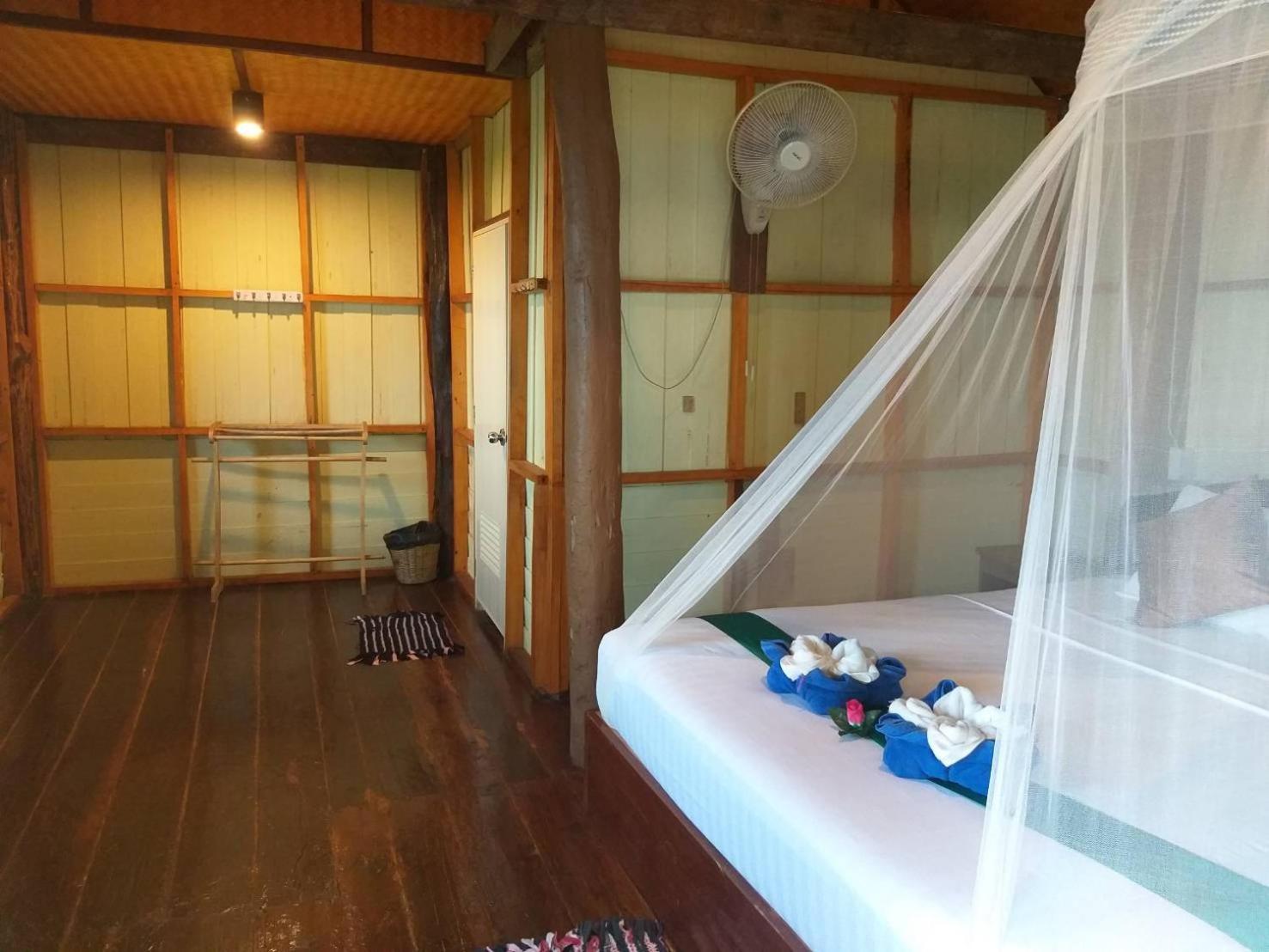 Superior Bungalow with sea view & Air conditioned
