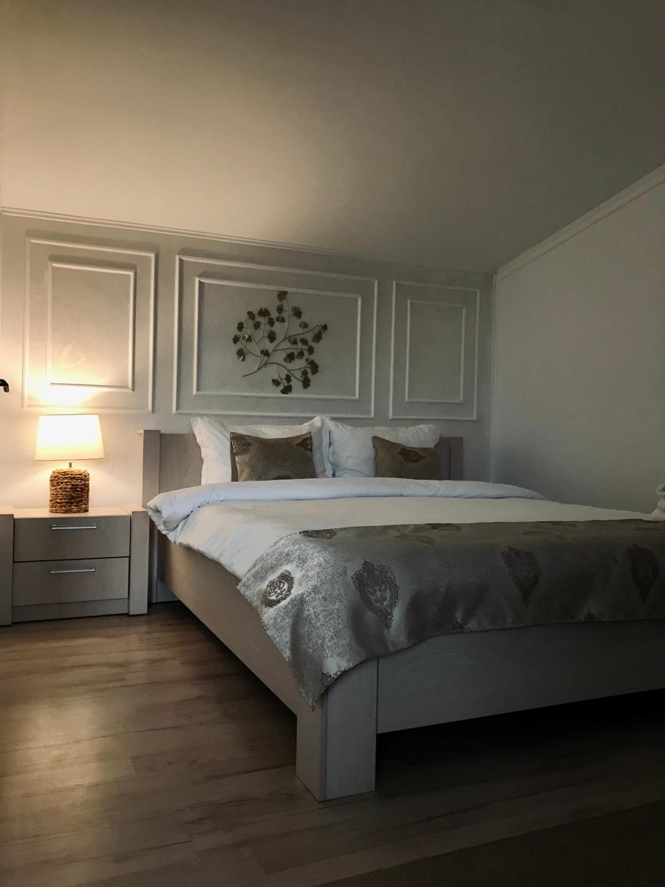 Double Room - Photo 1