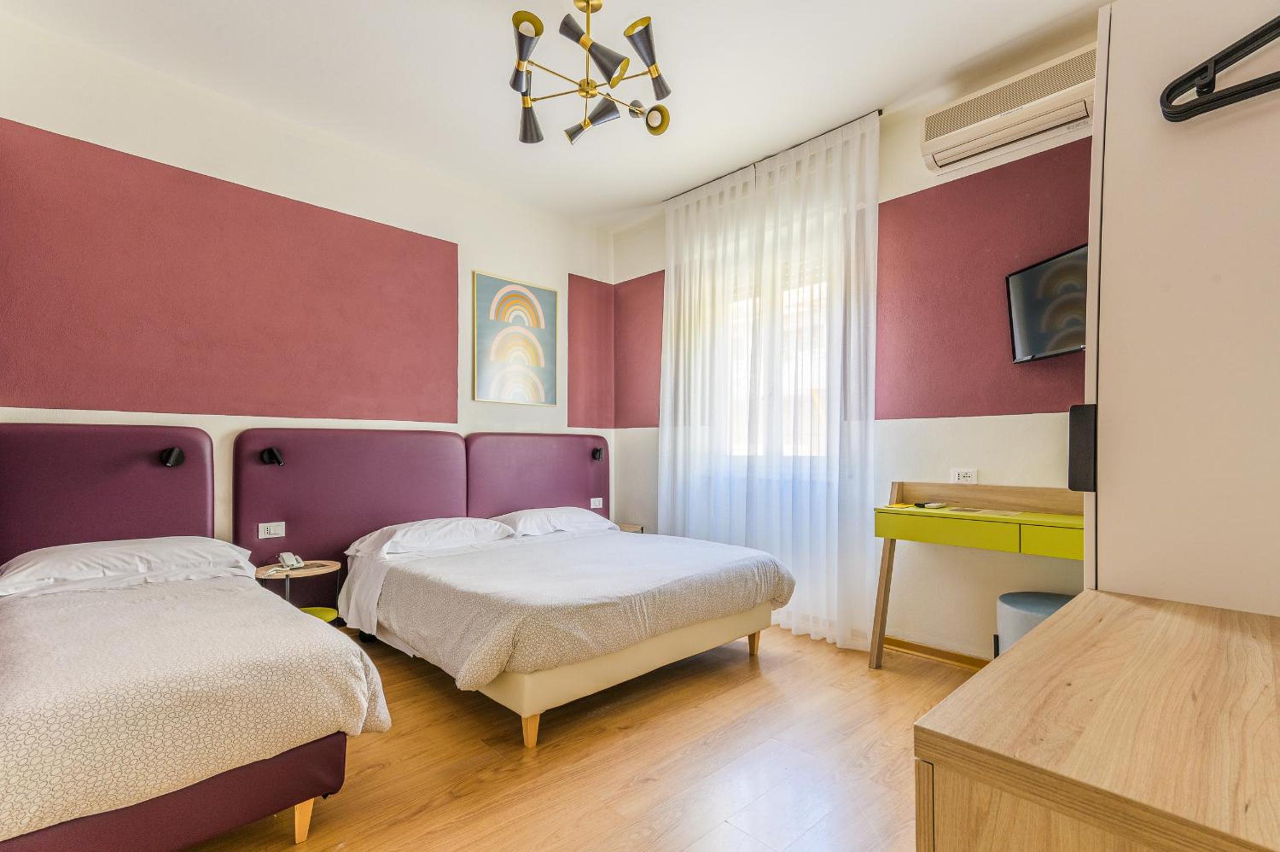 Economy Triple Room - Photo 1
