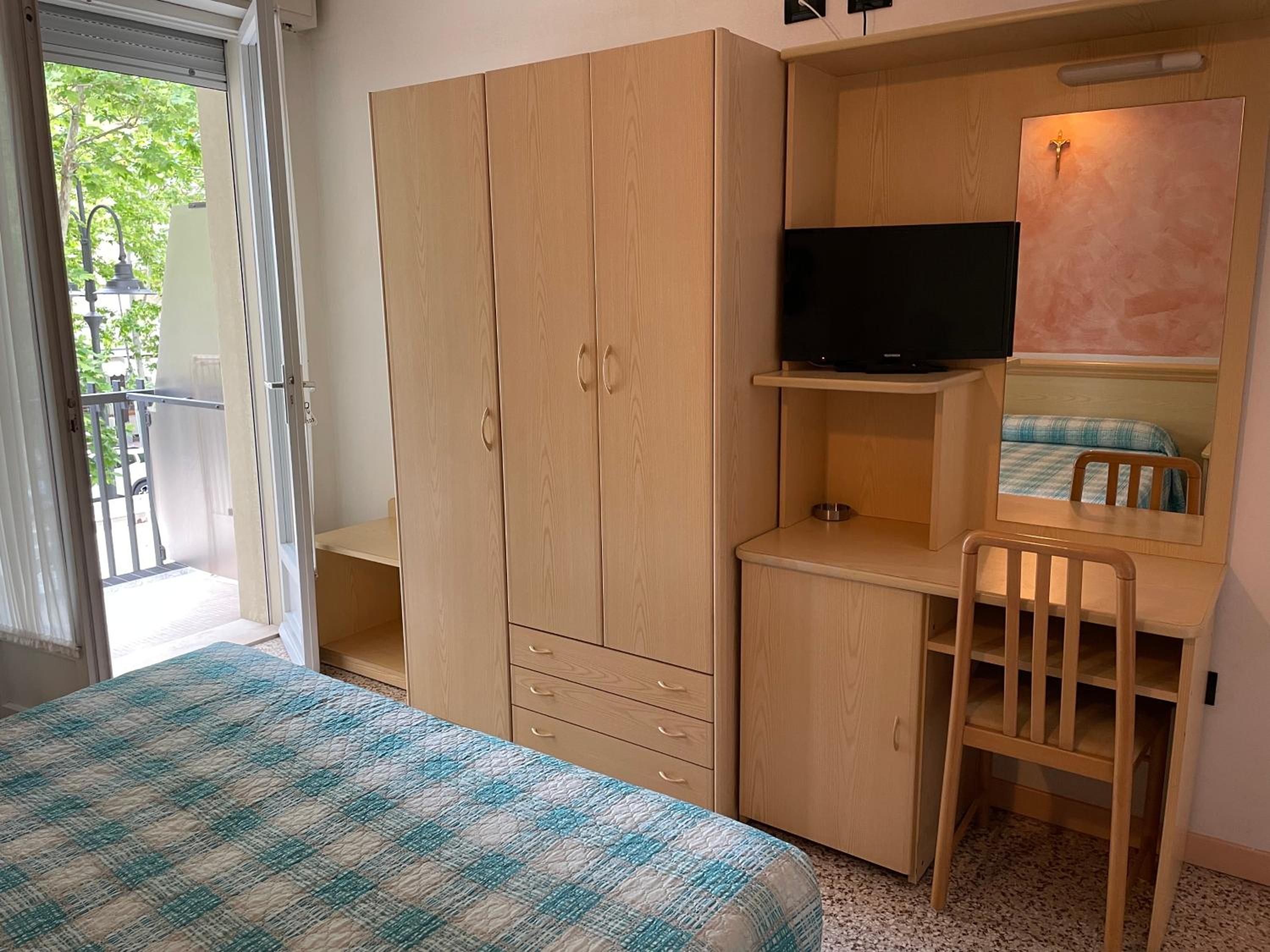 Triple Room photo 2