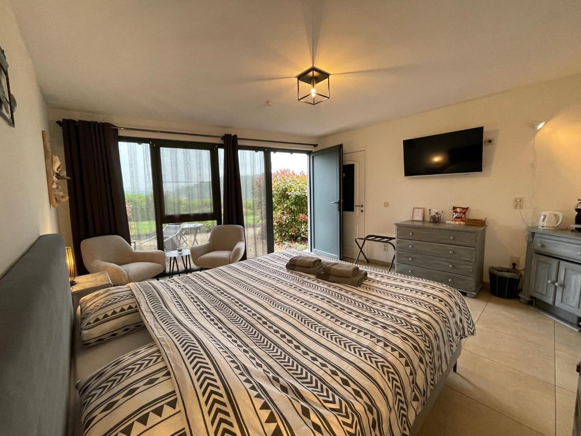 Double Room photo 2