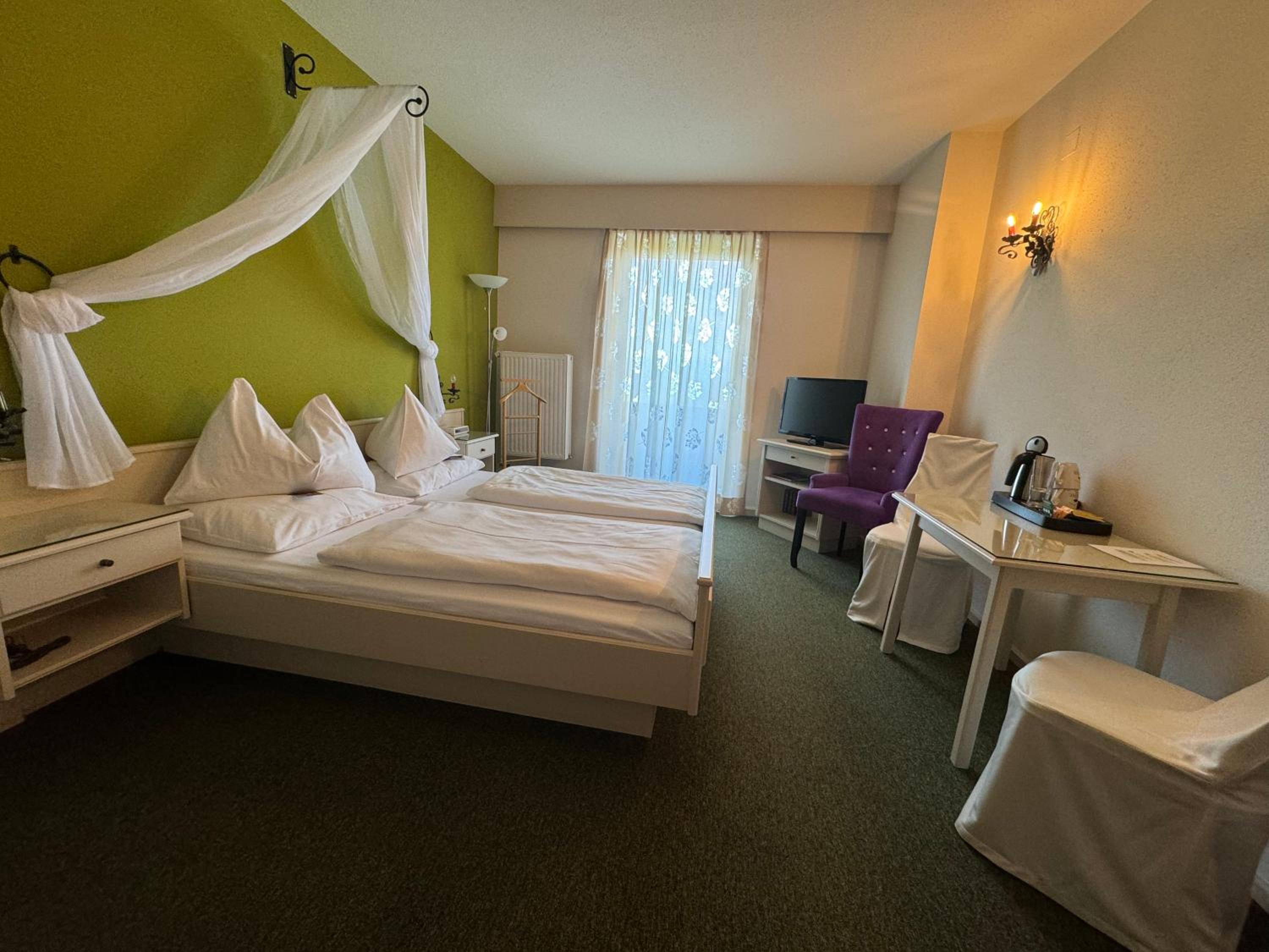 Double Room with Balcony photo 2