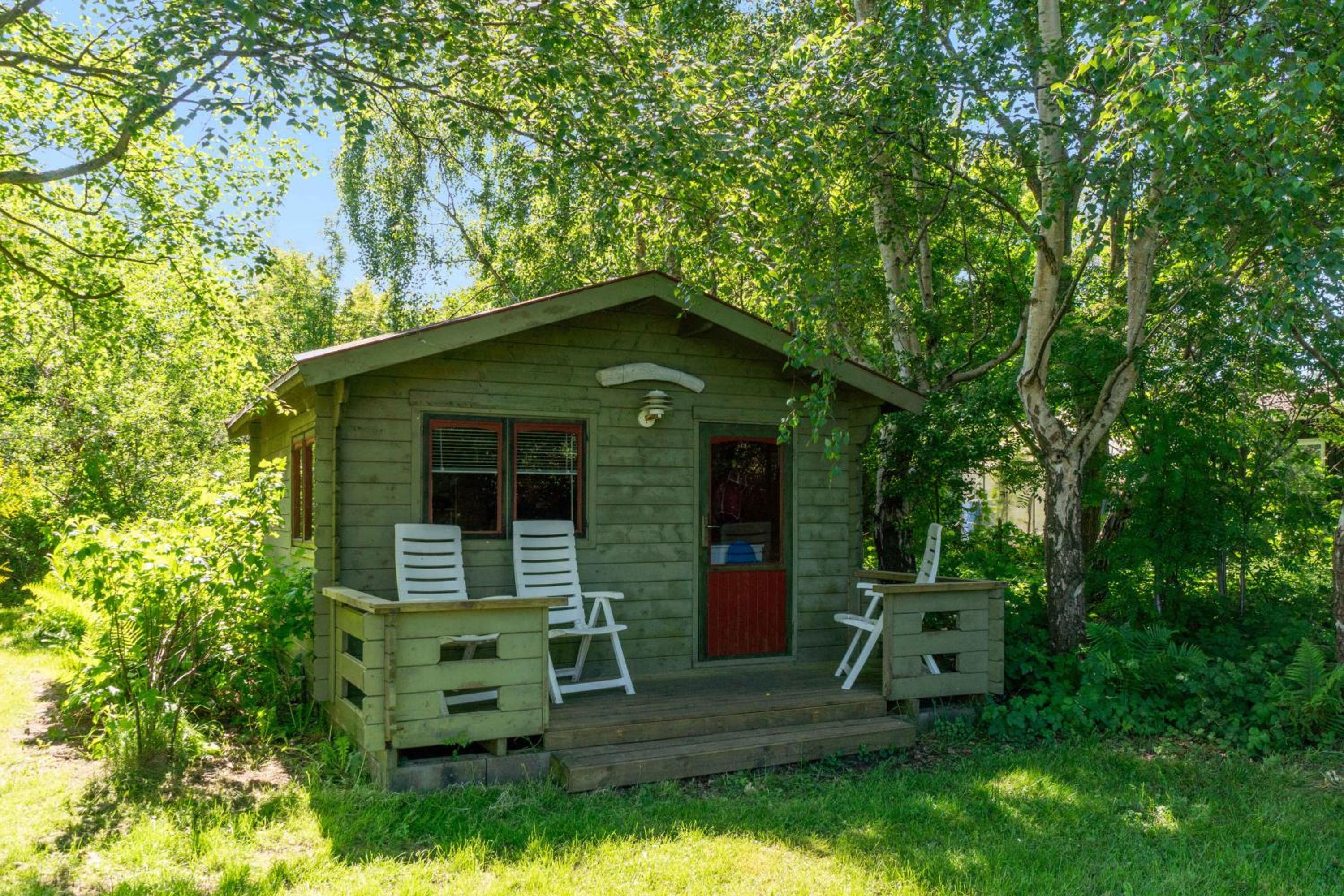 Three-Bedroom Vacation Home  photo 2