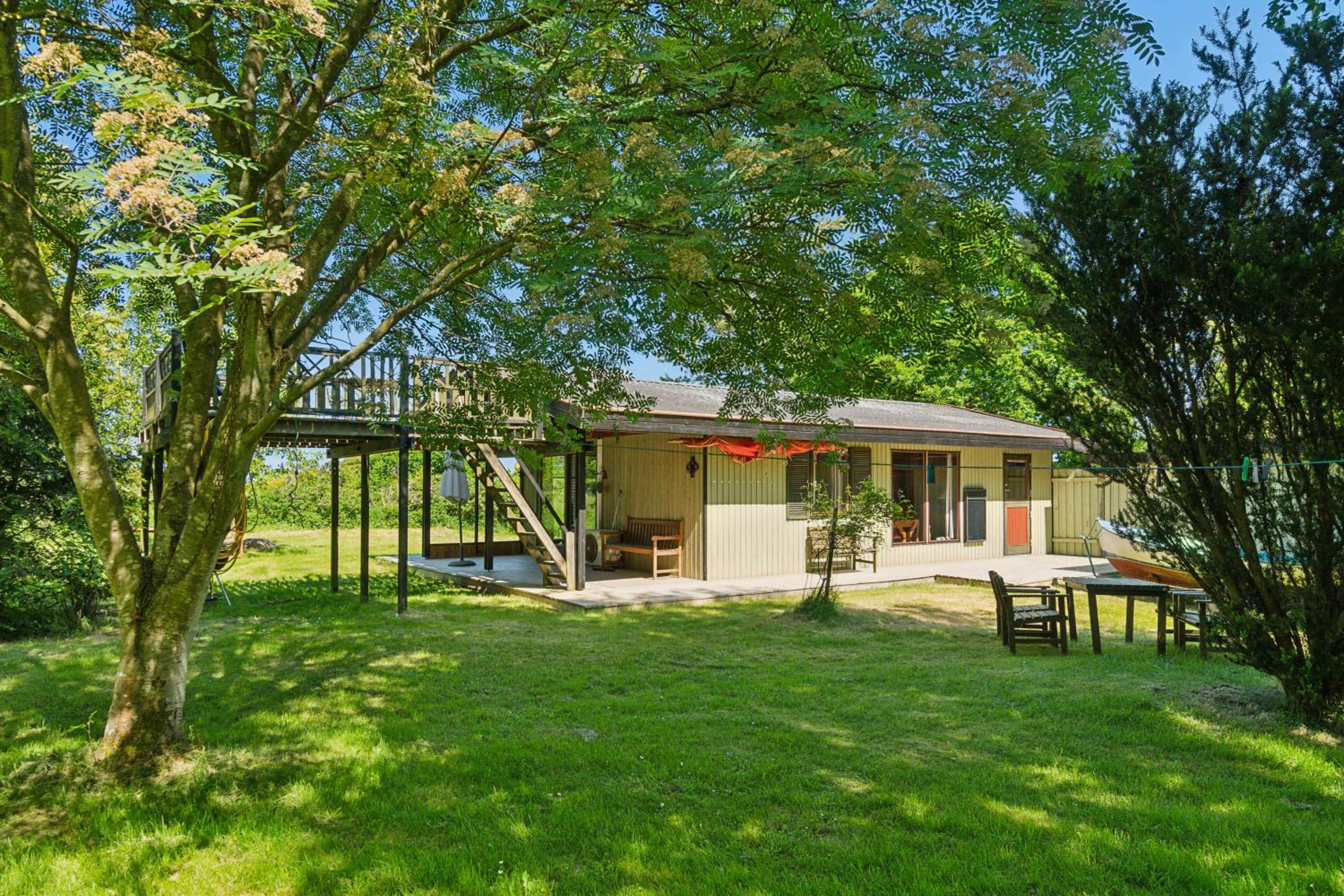 Three-Bedroom Vacation Home  photo 3