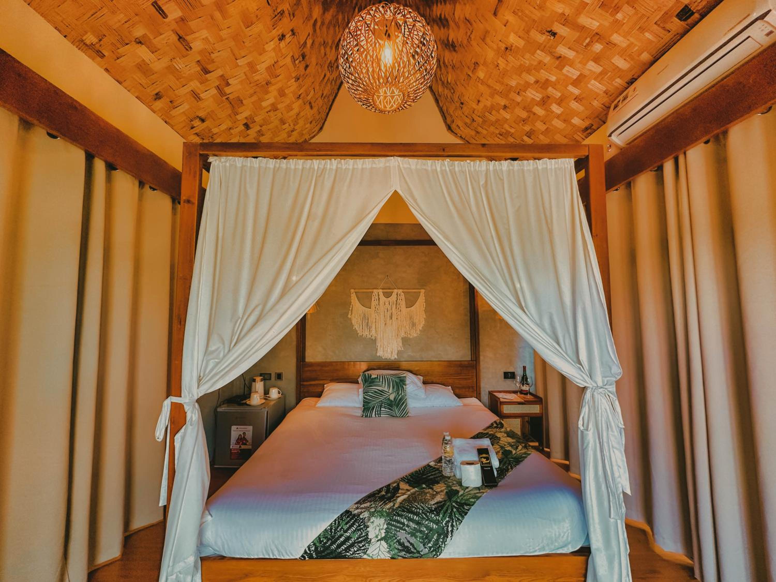 One-Bedroom Villa - Photo 1