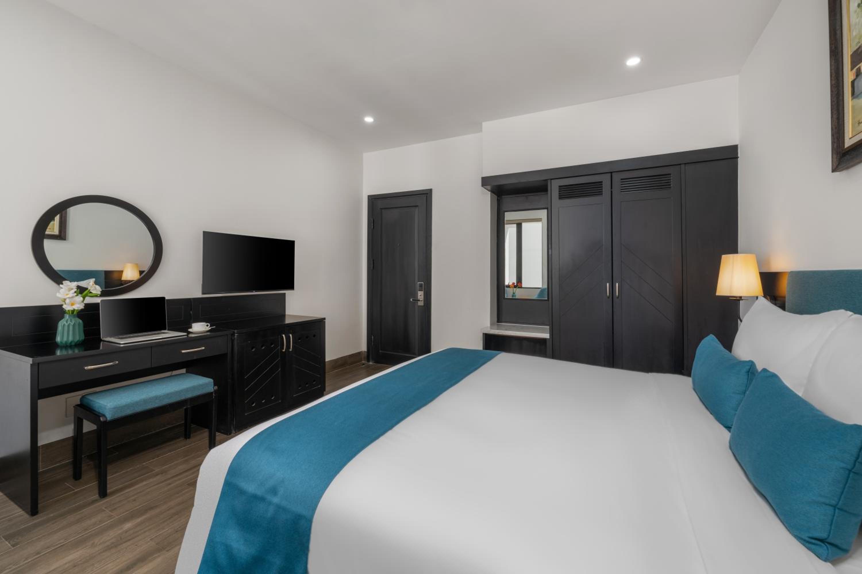 Deluxe Double Room - Photo 5