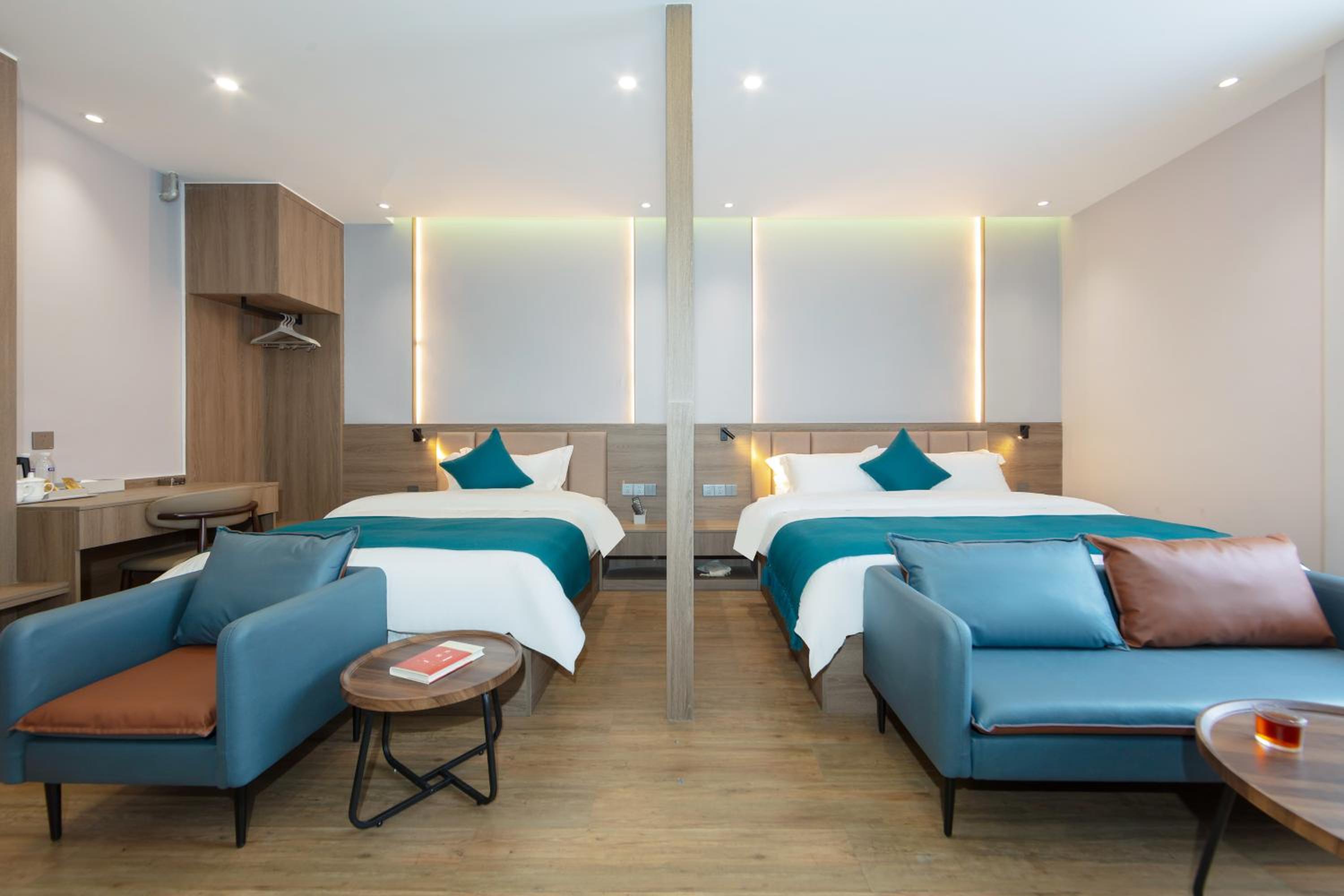 Family Twin Room photo 1