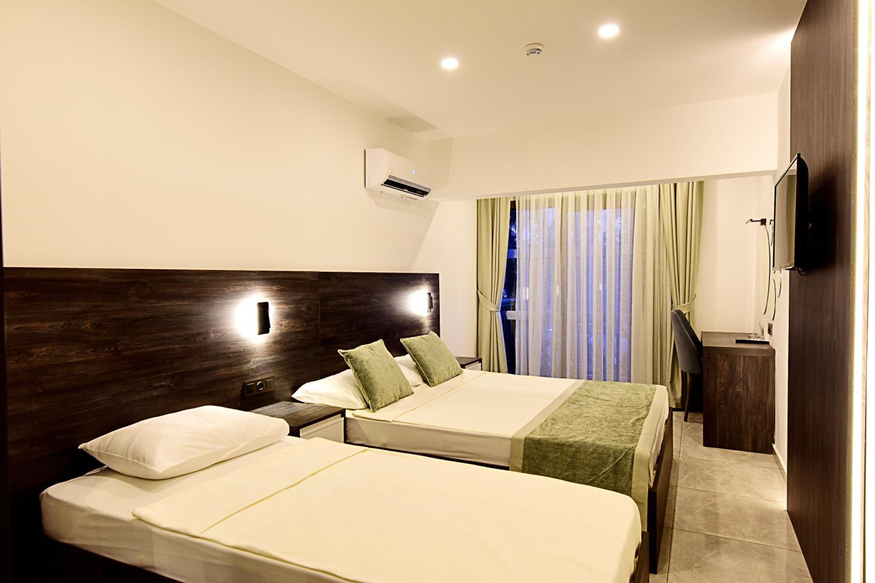 Standard  Room - Photo 1