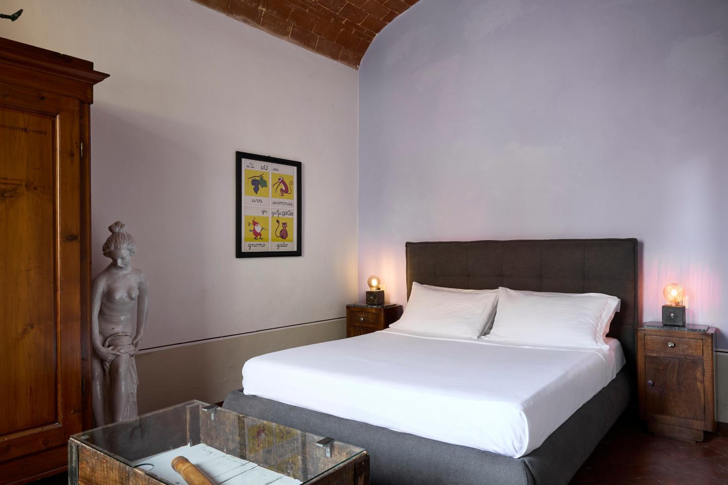 Standard Double Room with Shared Bathroom photo 1