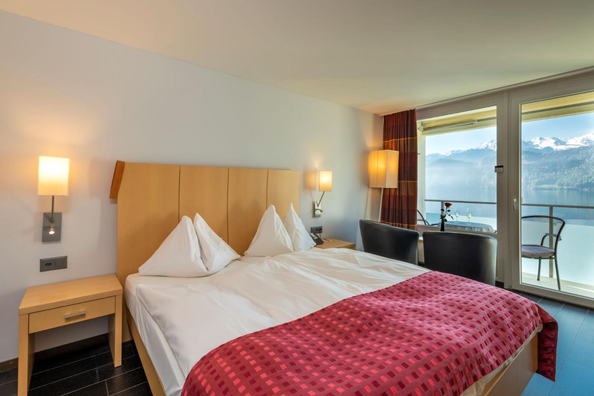 Standard Double Room with Lake View and Balcony