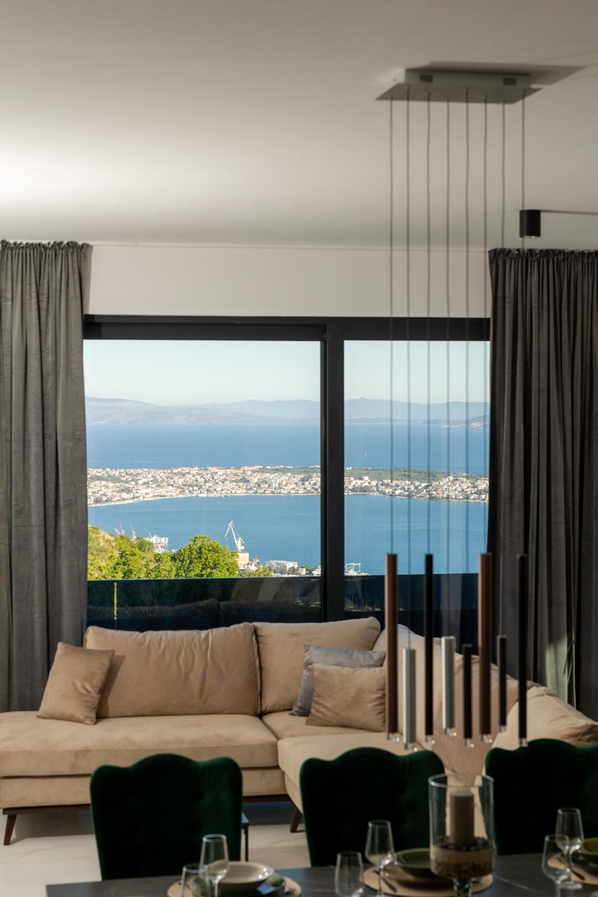 Villa With Sea View photo 2