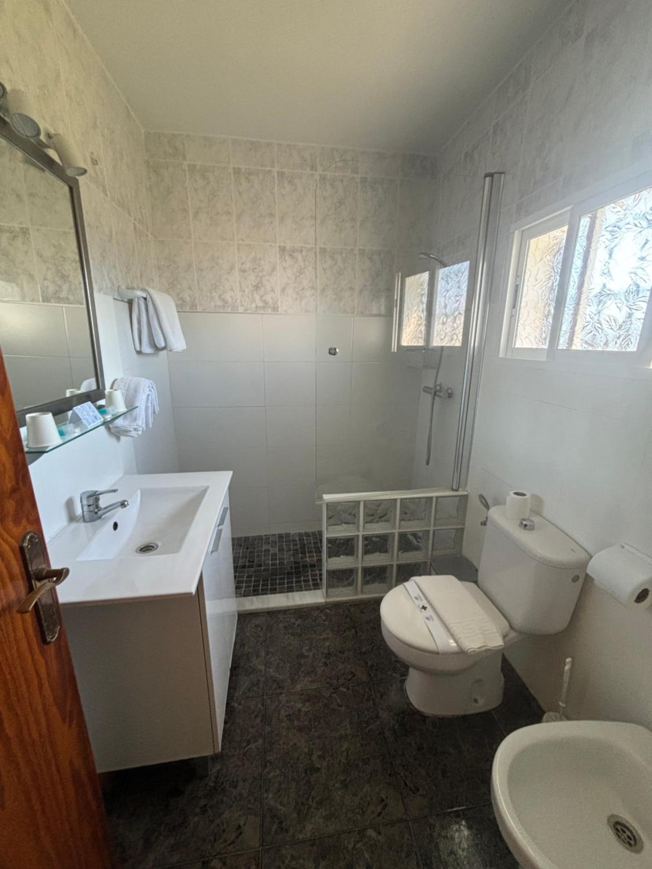 Triple Room with Terrace, photo 7
