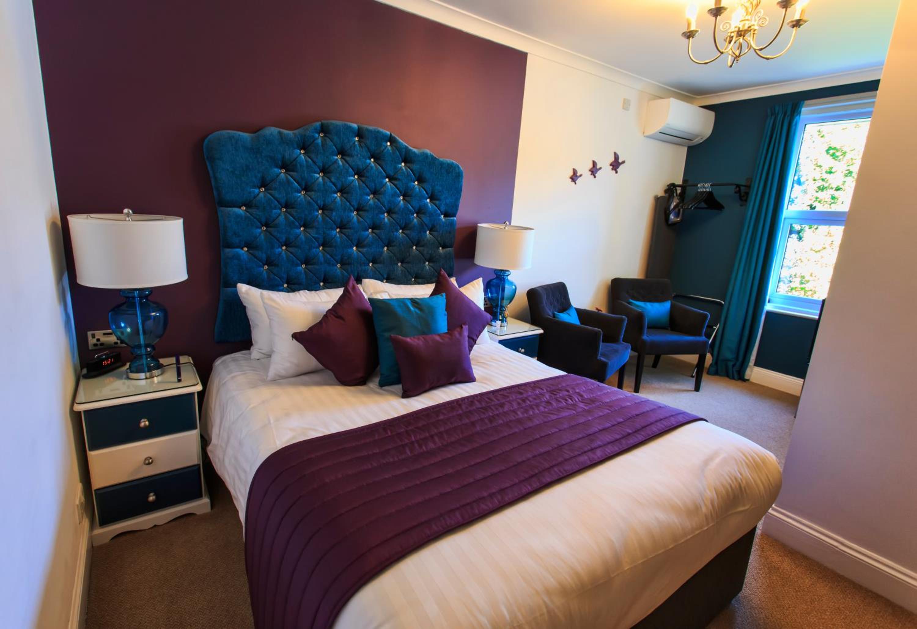 Goodrington Room photo 2