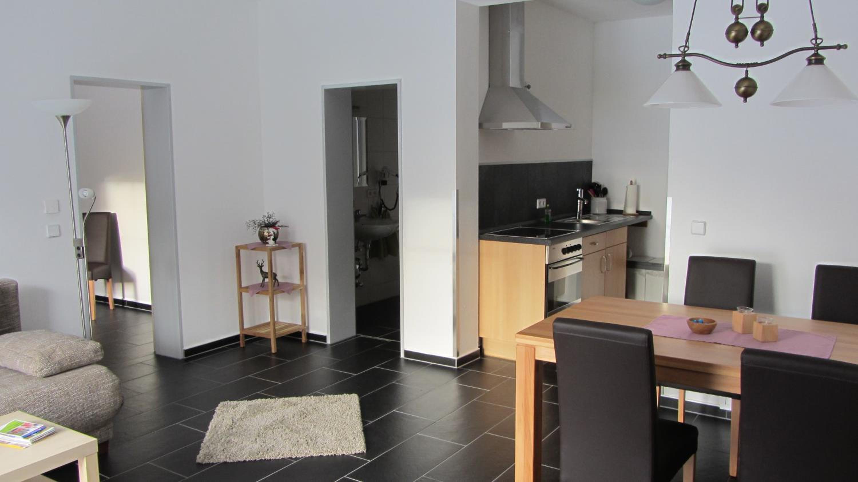 One-Bedroom Apartment photo 2