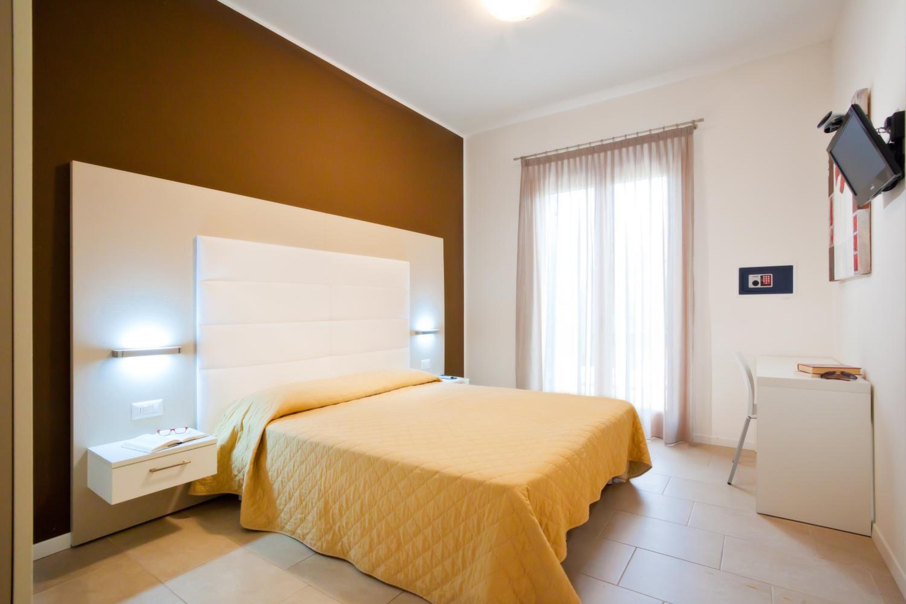 Apartment - Ground Floor photo 1