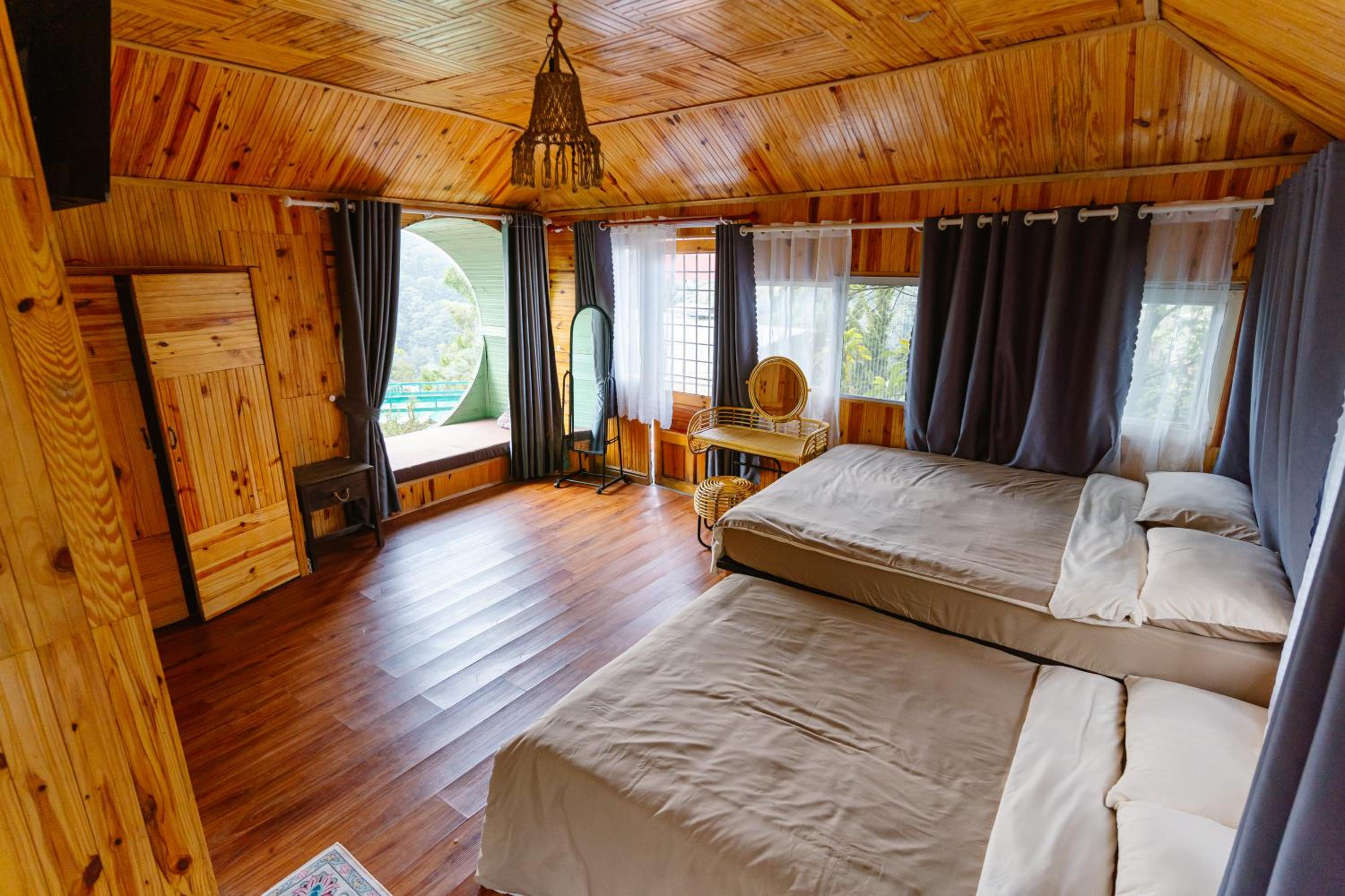 Superior Bungalow