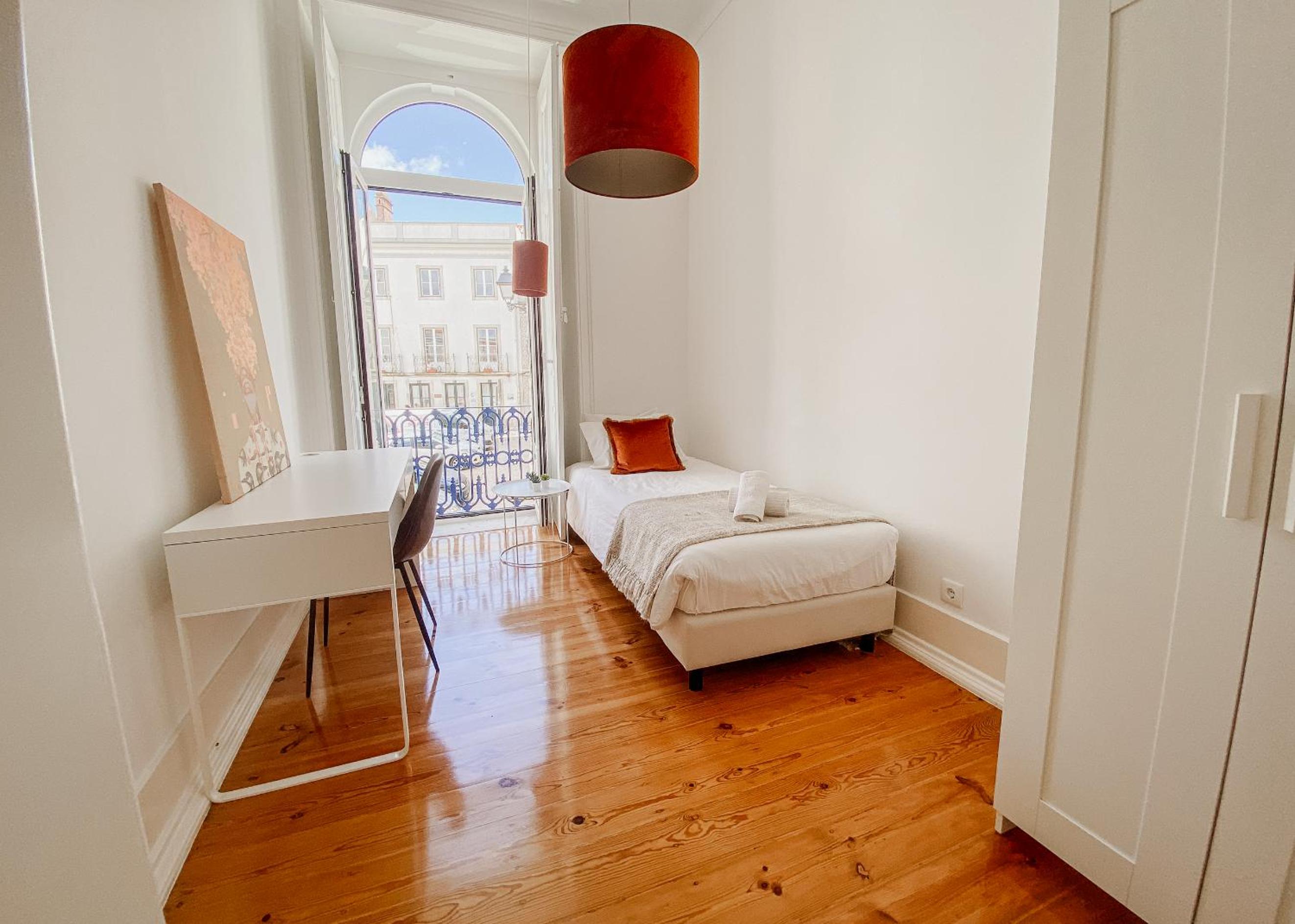 Apartment photo 1