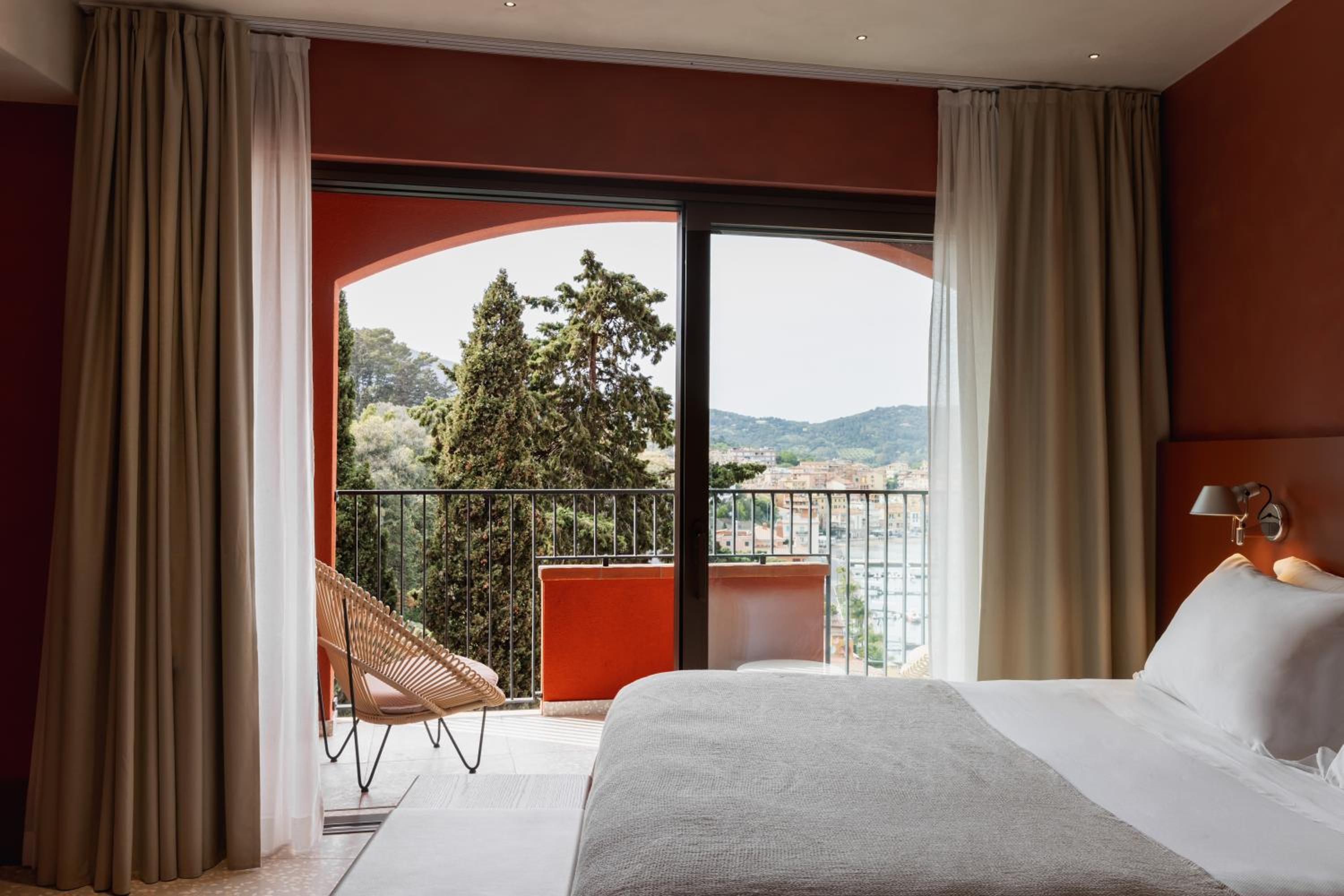 Deluxe Double Room with Sea View photo 3