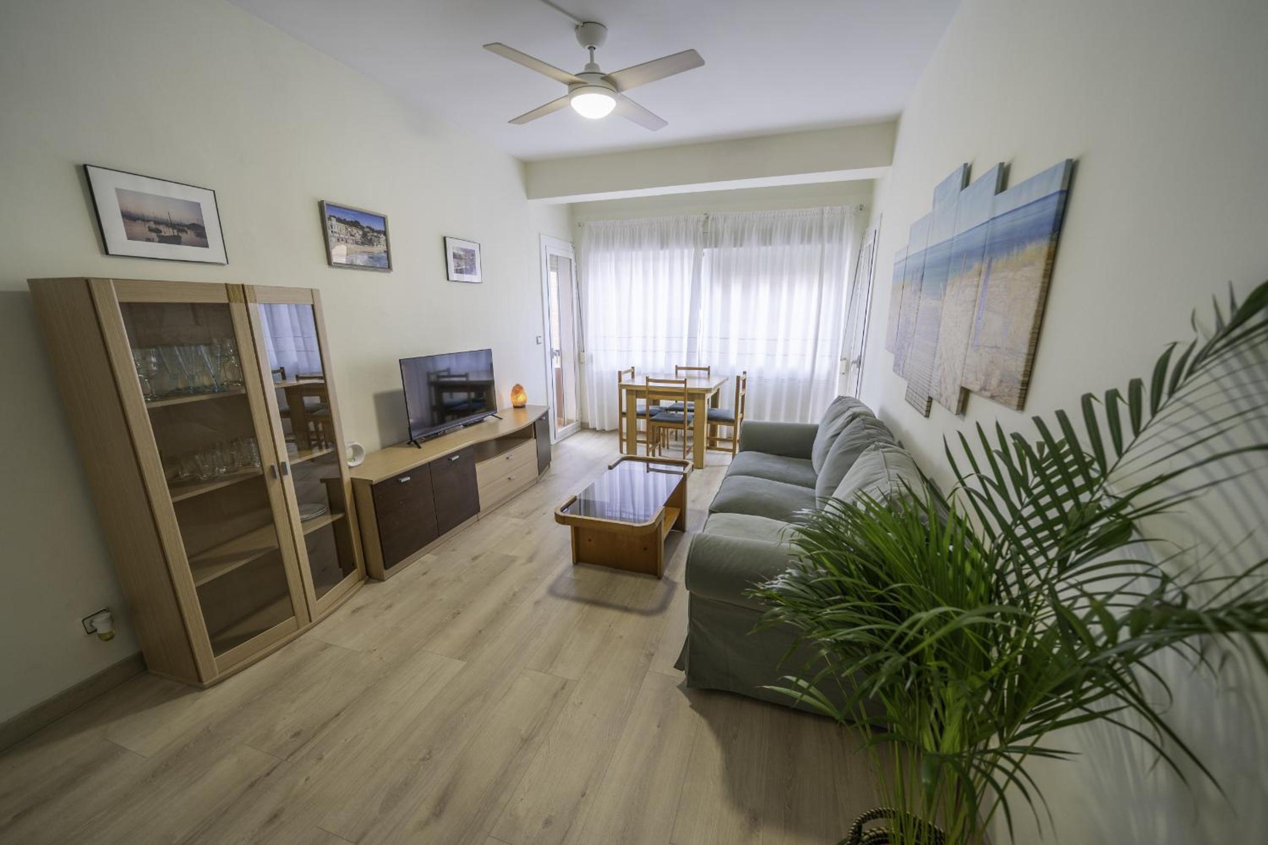 Apartamento con Vista y Balcón