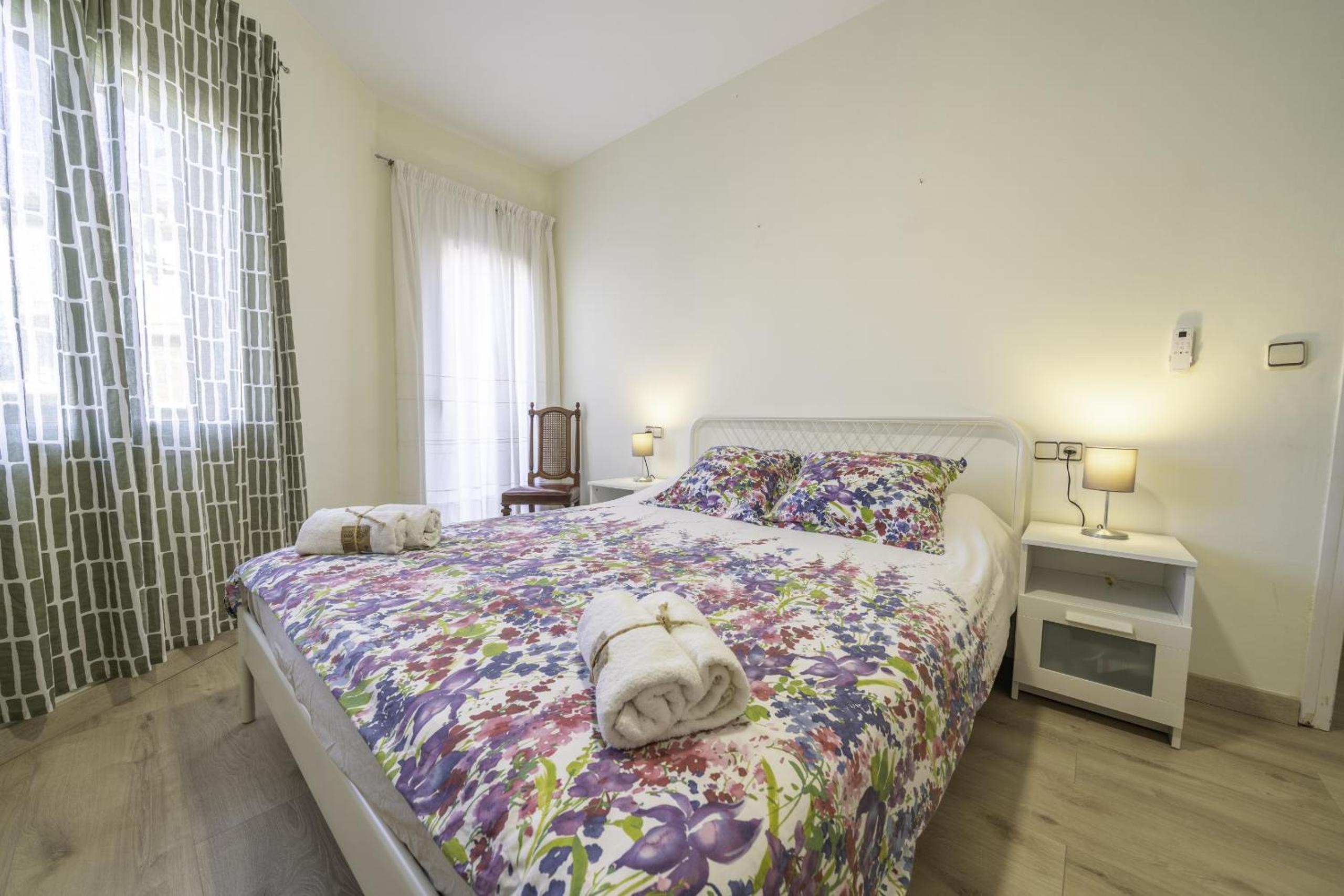 Apartment With View And Balcony photo 3
