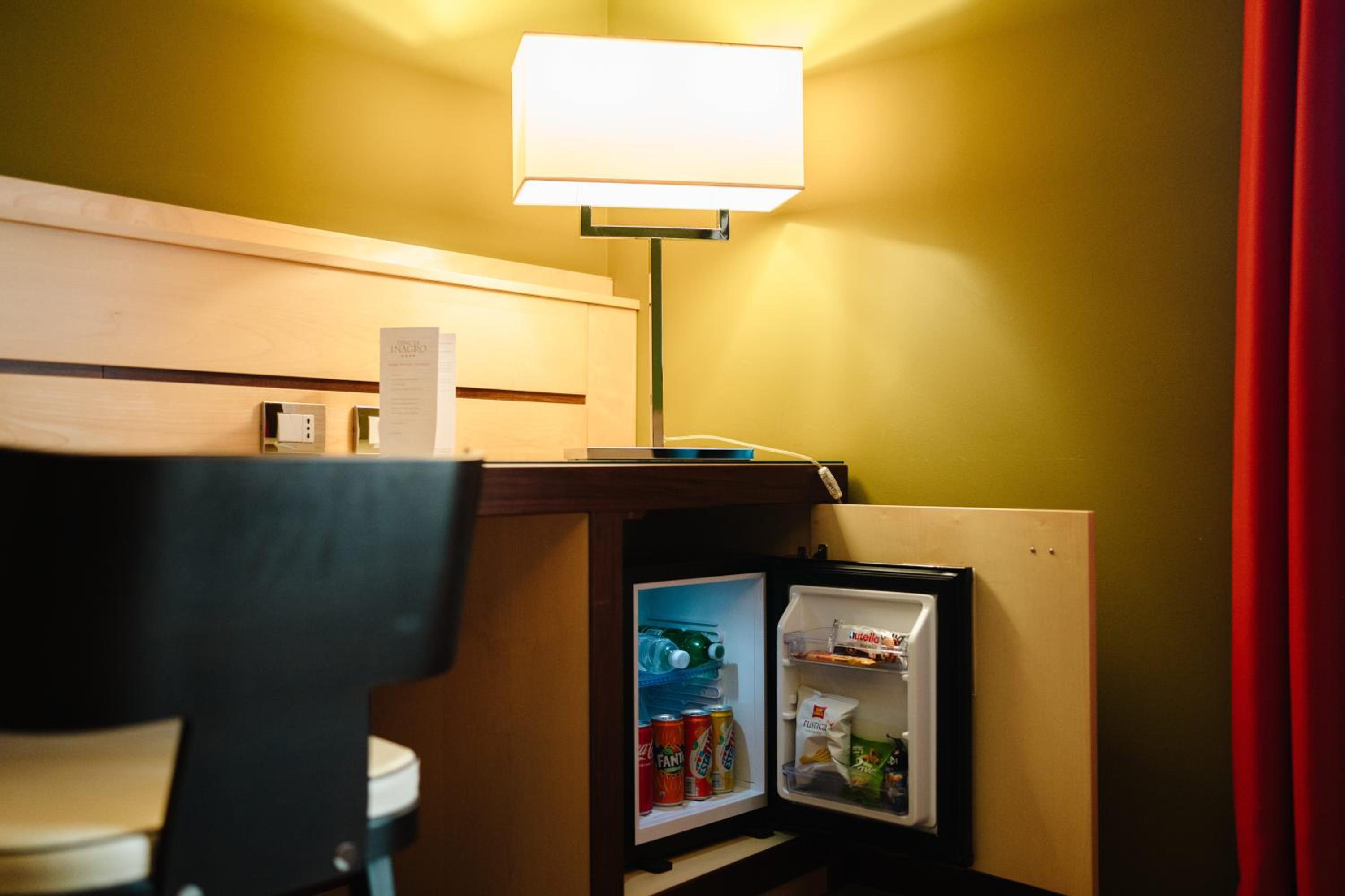 Double or Twin Room - Photo 8