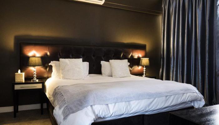 Superior Queen Room photo 2