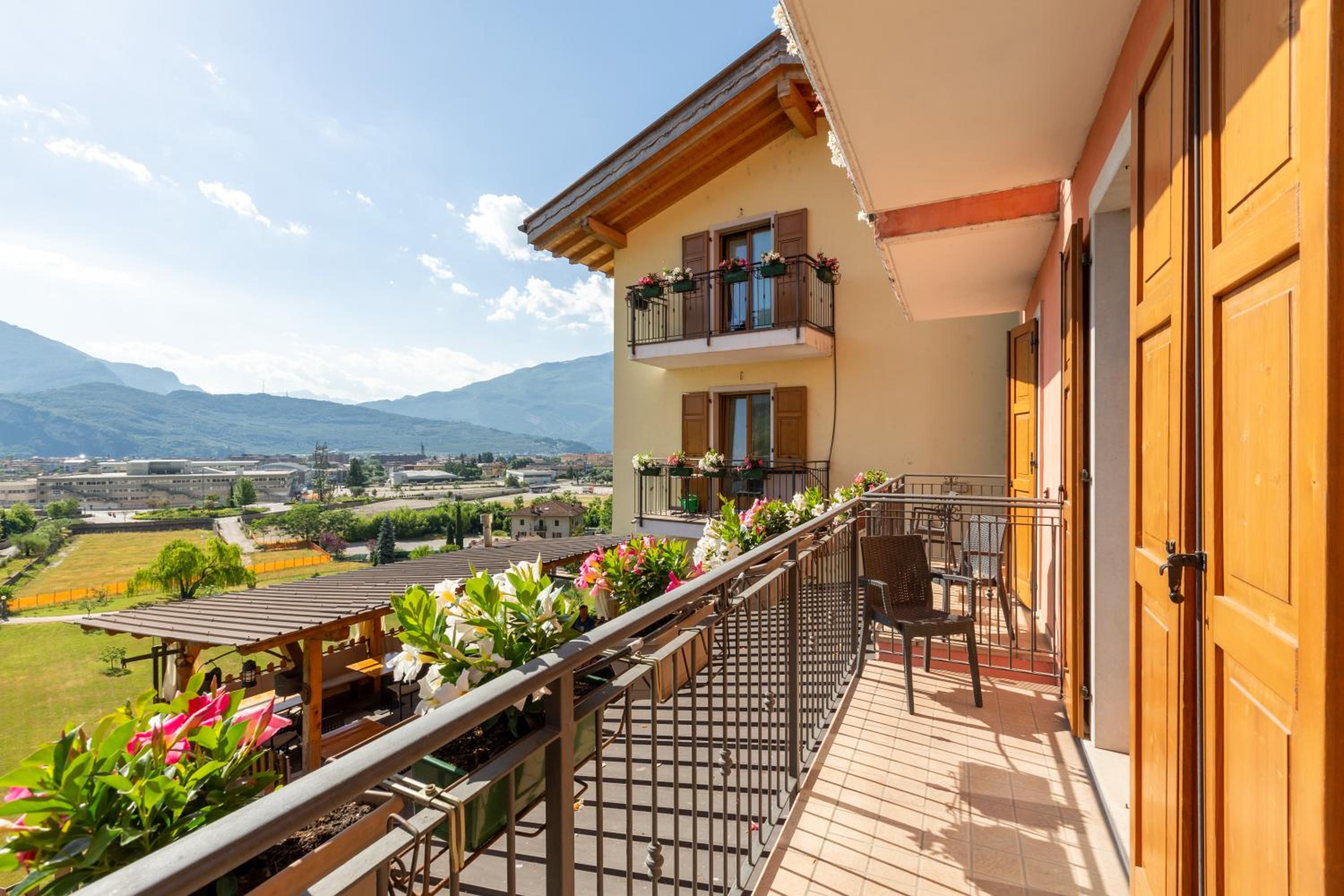 Superior Double or Twin Room with Balcony photo 2