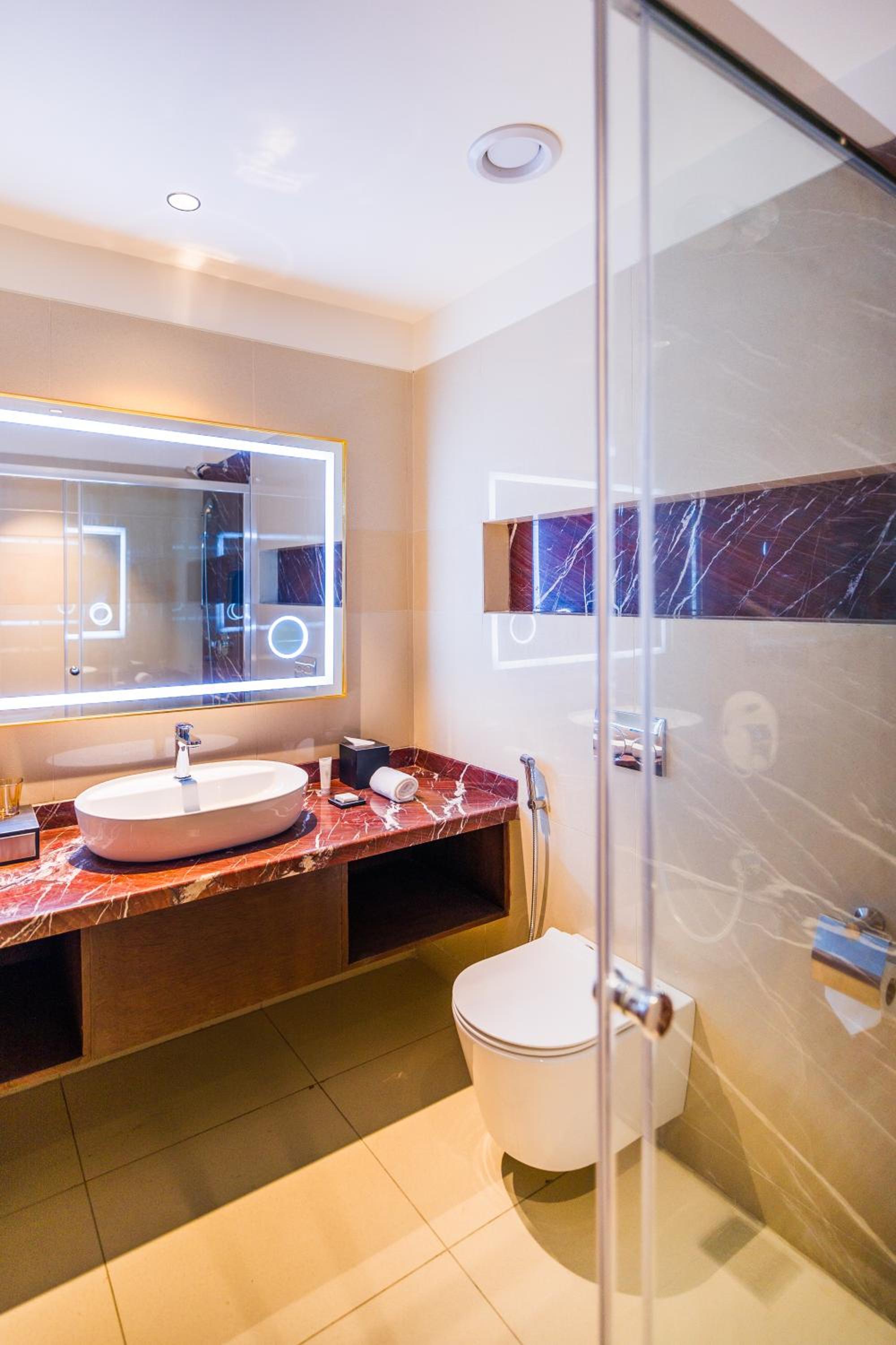 Deluxe Twin Room - Photo 7