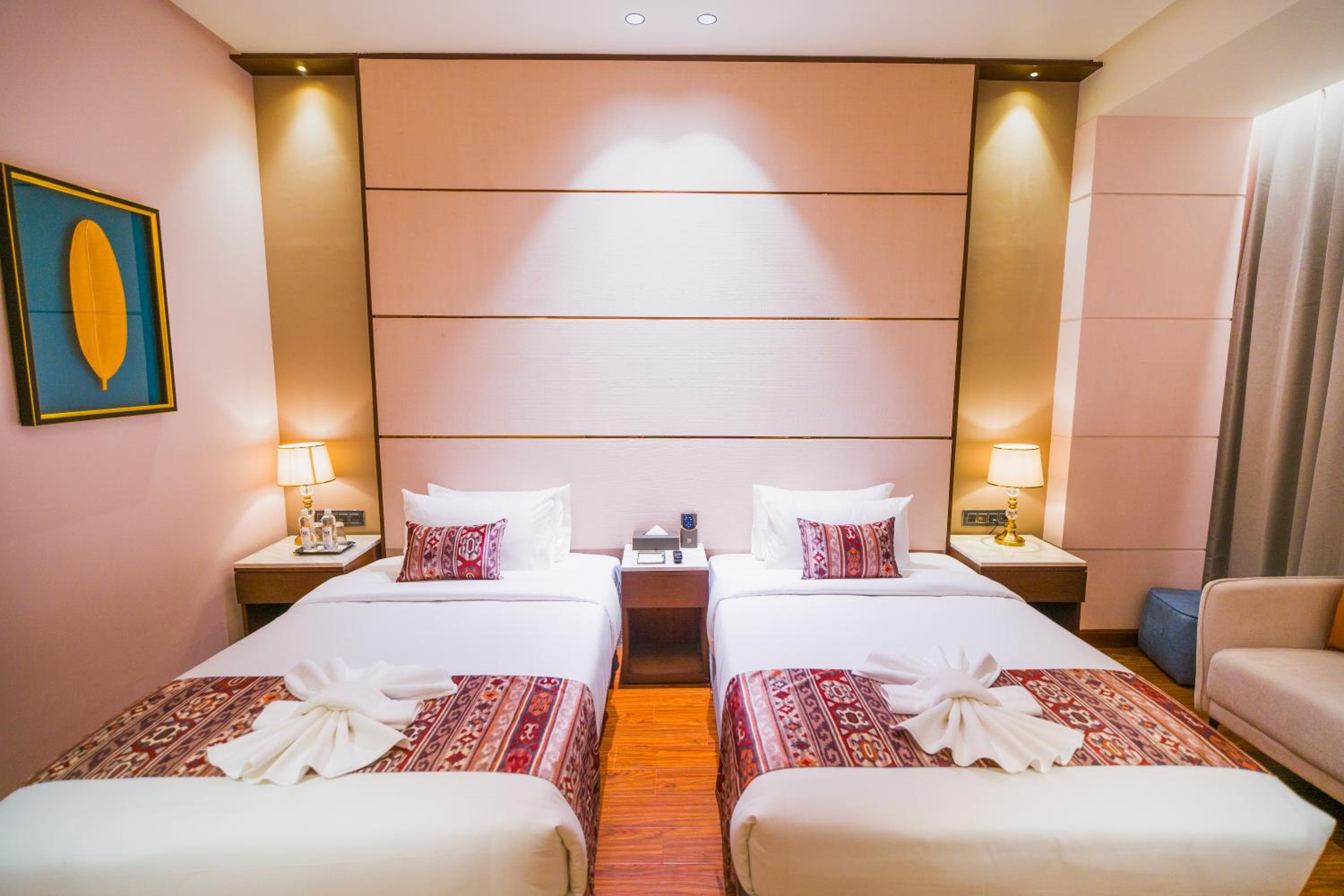 Deluxe Twin Room - Photo 1