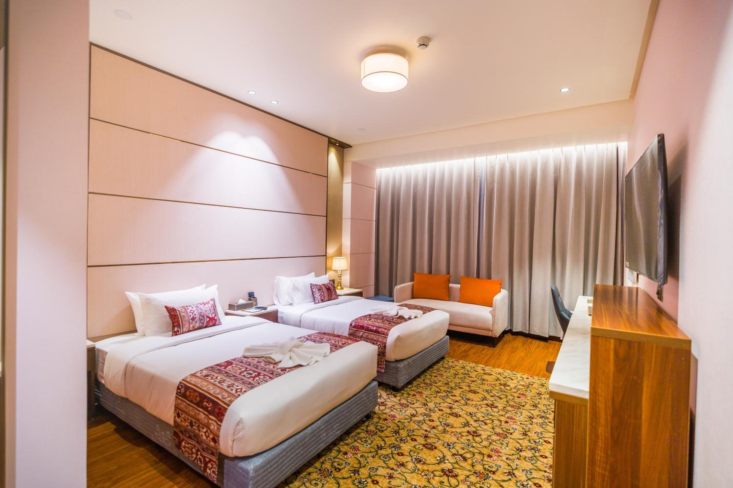 Deluxe Twin Room - Photo 6