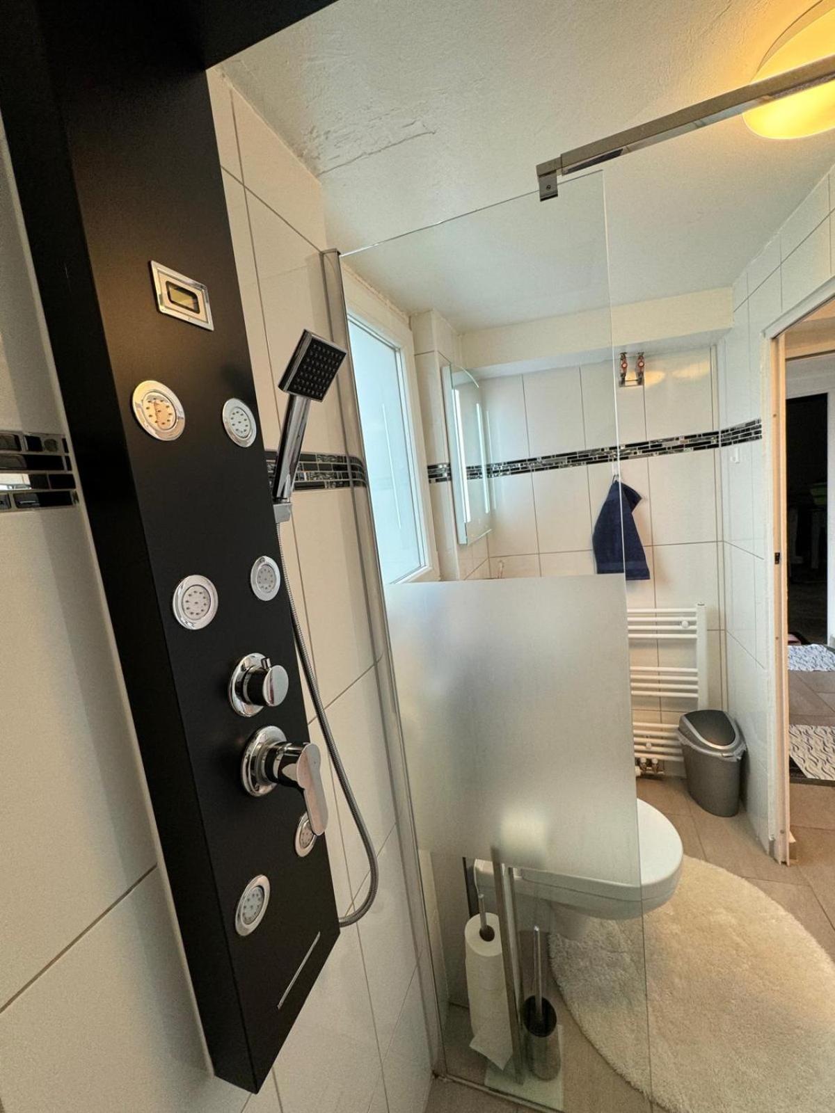One-Bedroom Apartment - Photo 14