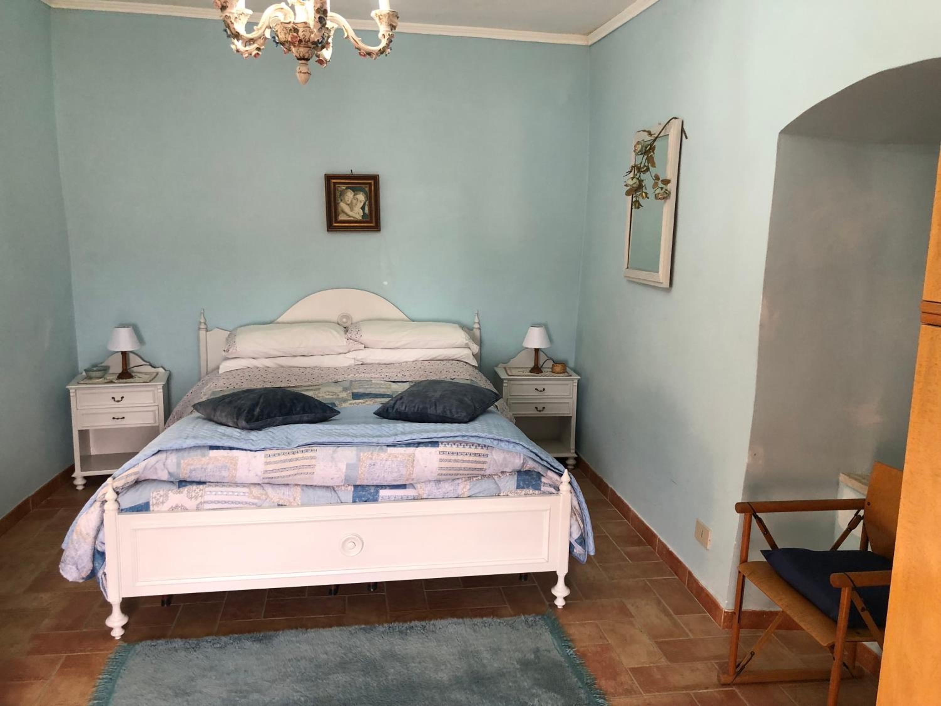Four-Bedroom House photo 1