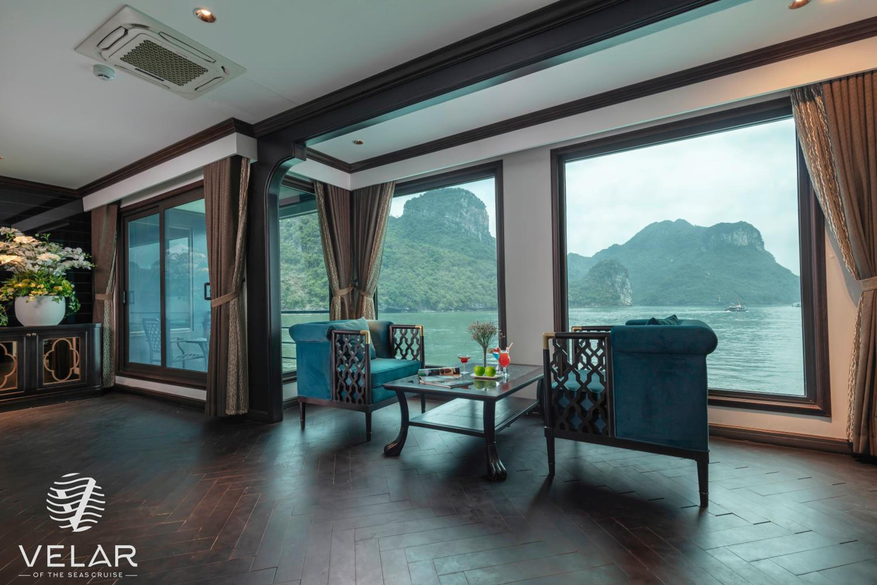 Honeymoon Suite with Private Sun Terrace photo 2