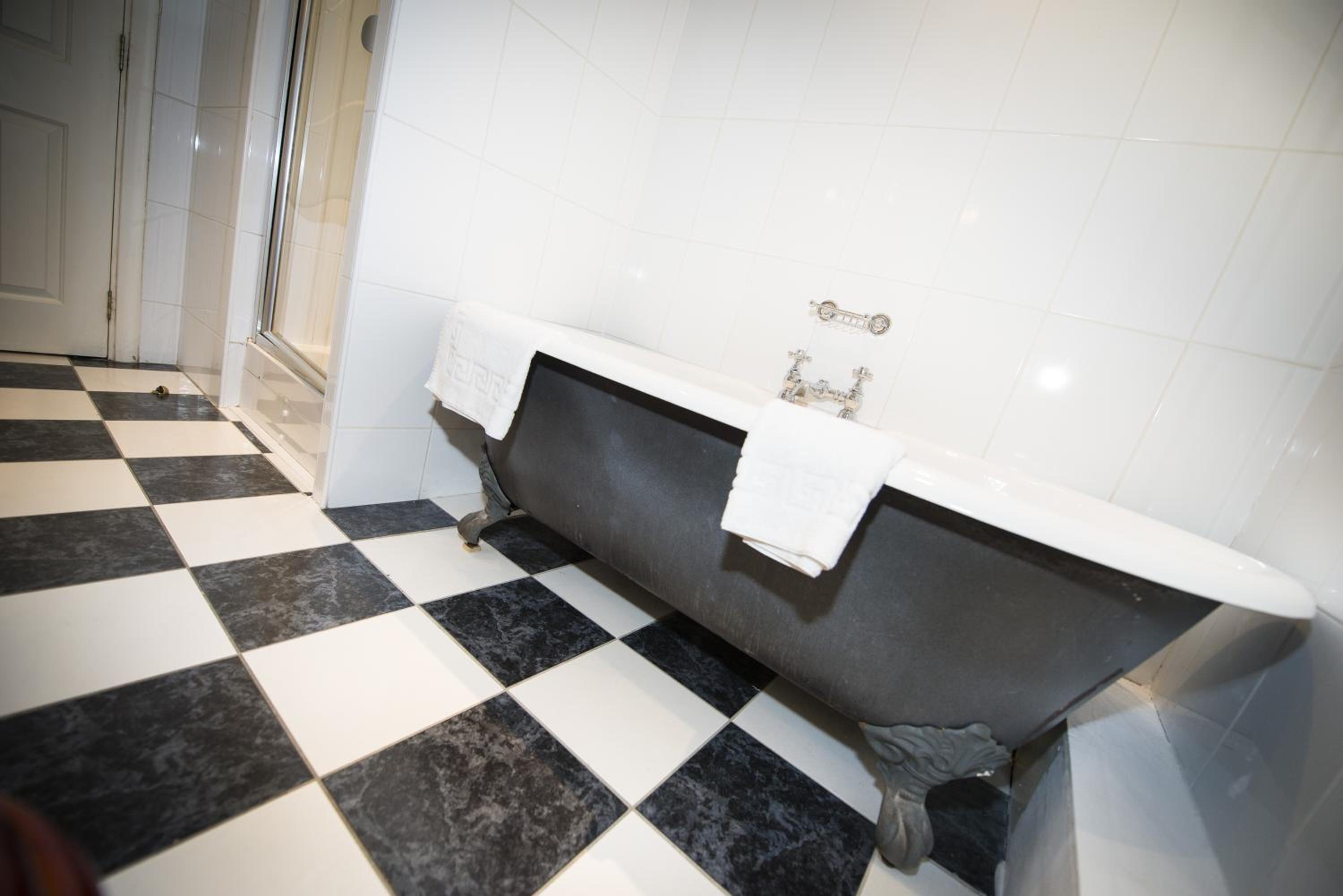 Executive Double Room with River View - Photo 6